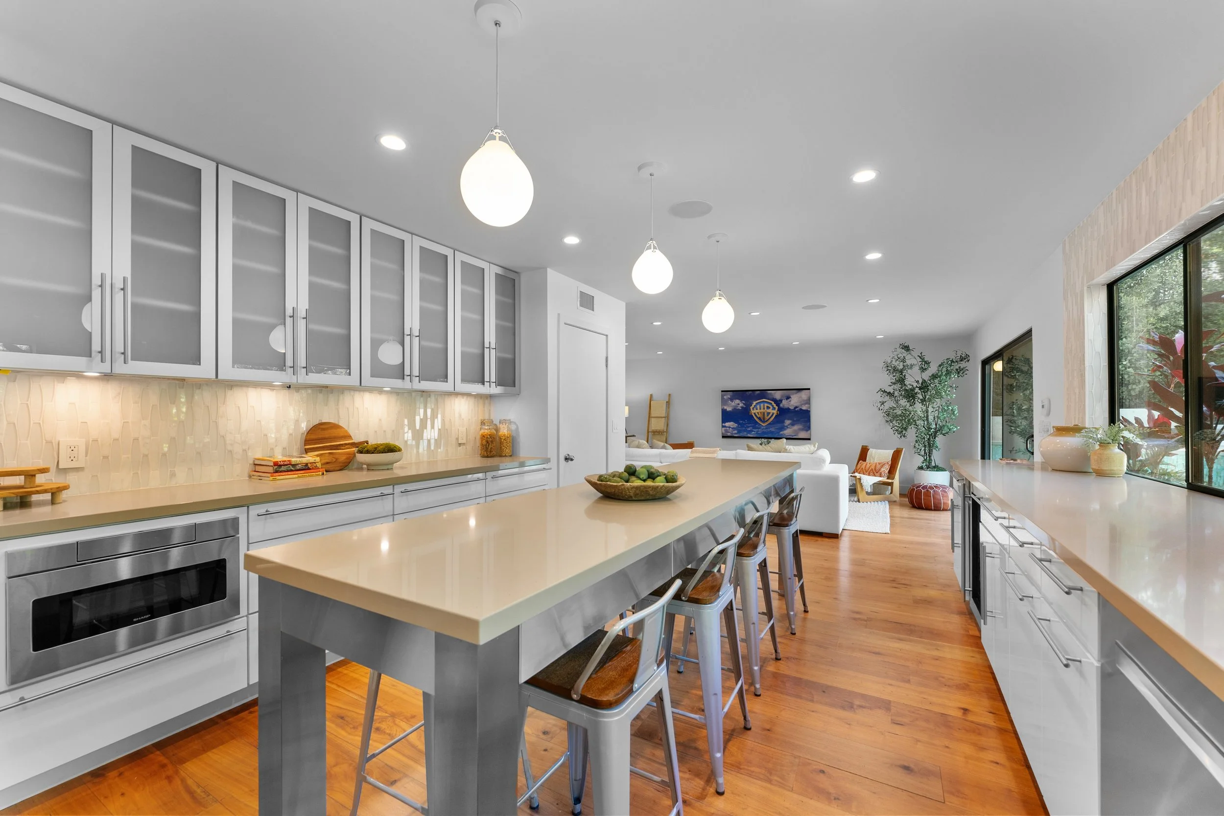 6435 Innsdale Drive  - 11.jpeg