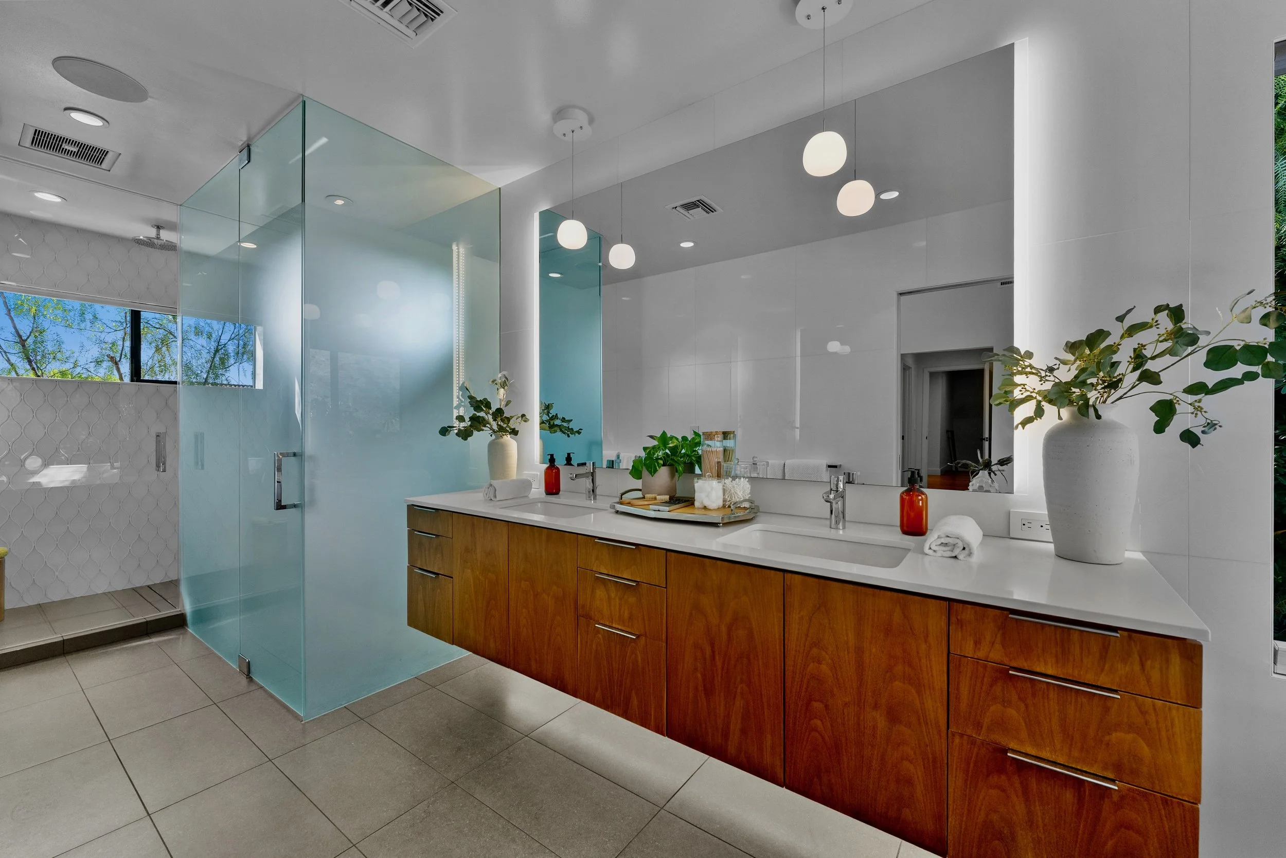 6435 Innsdale Drive  - 23.jpeg