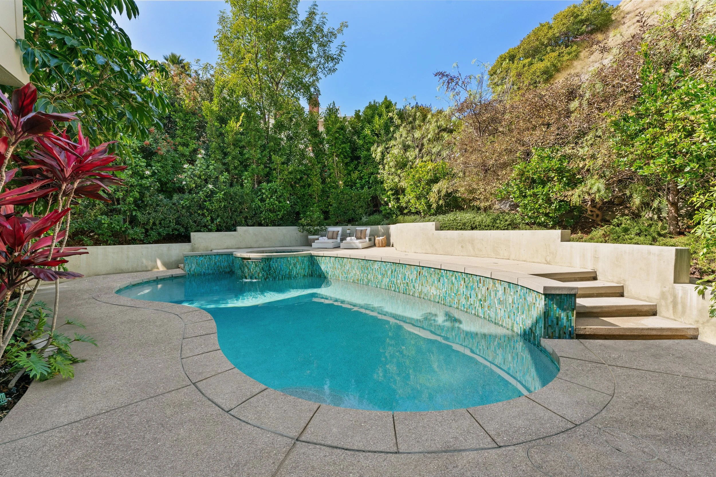 6435 Innsdale Drive  - 31.jpeg