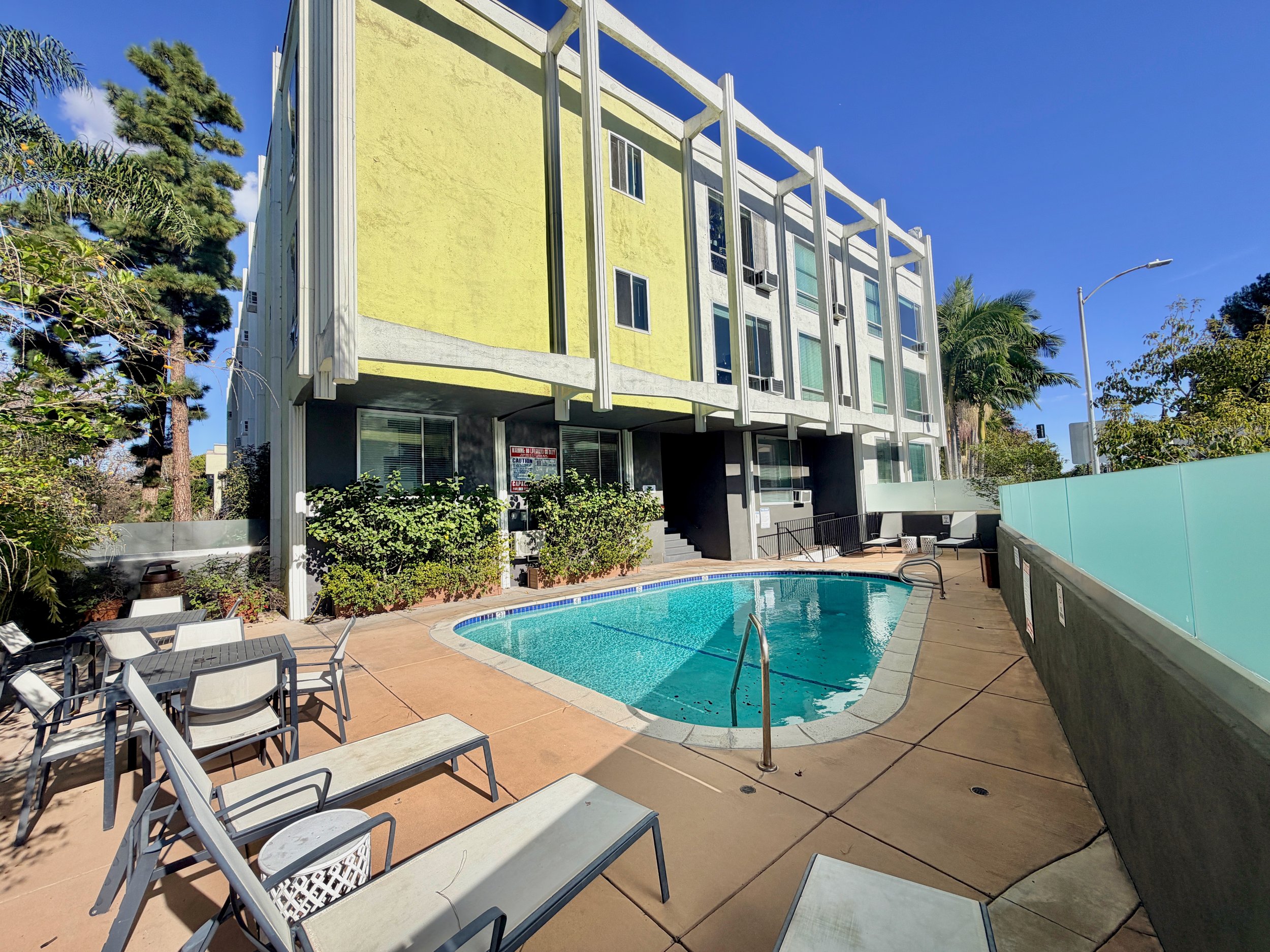 The Wilshire Embassy