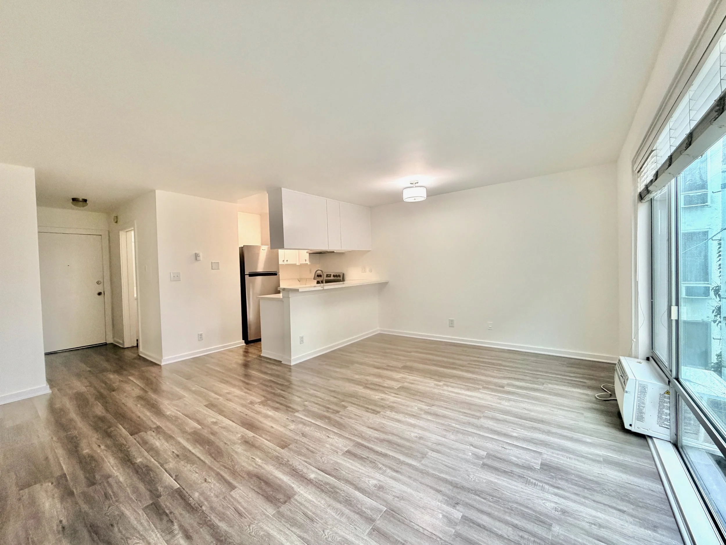 5805 W 8th St #210 - 3.jpeg