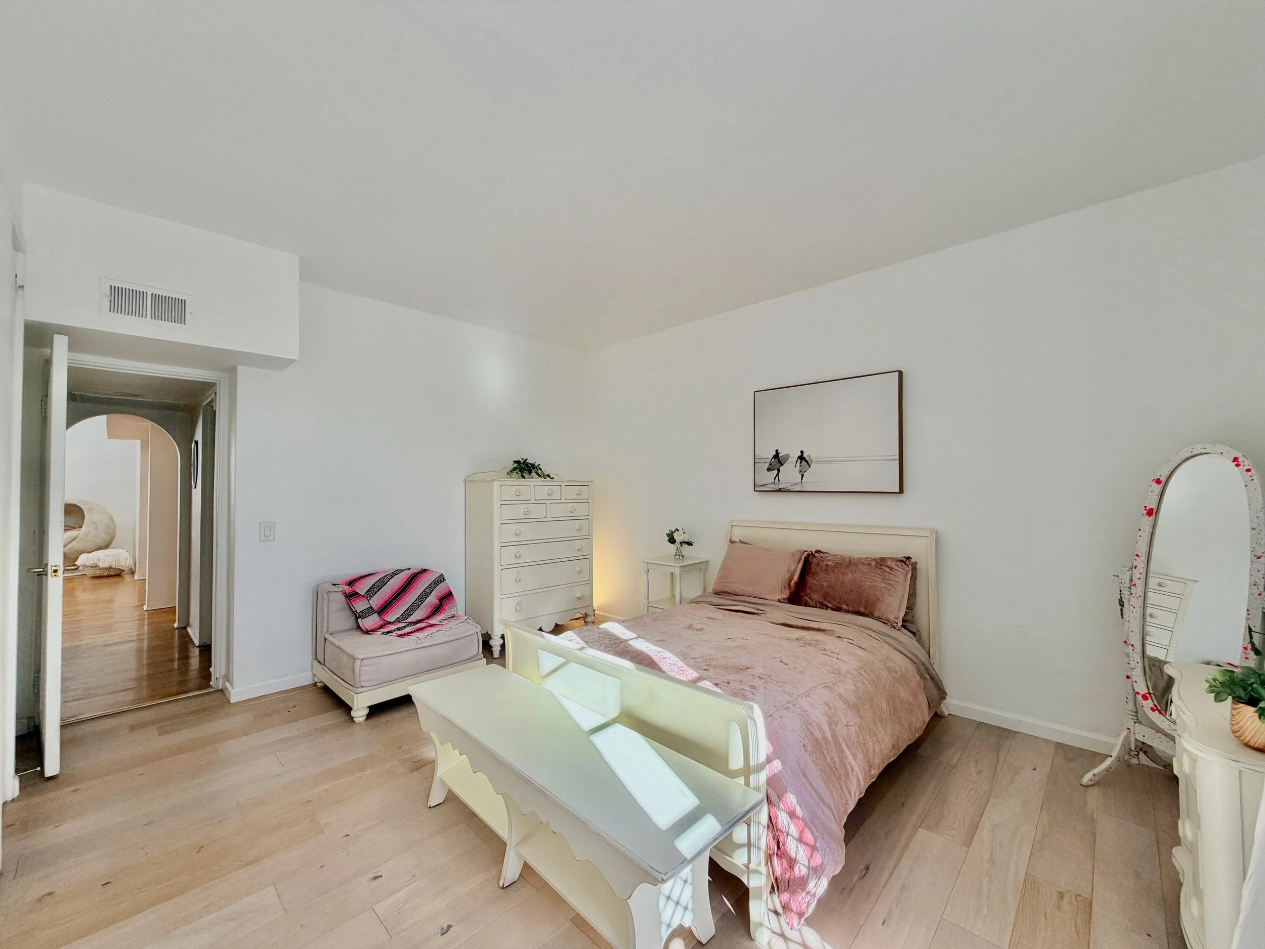 1123 Flores #14 - 11.jpeg