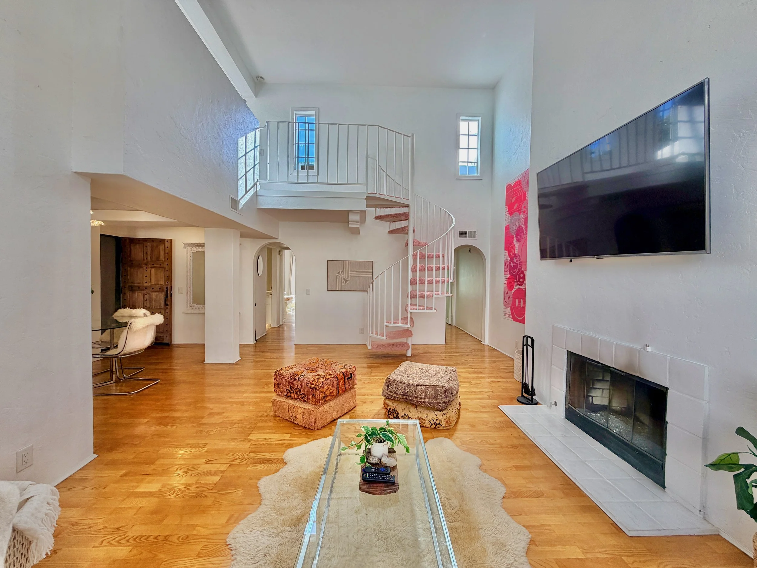 1123 Flores #14 - 12.jpeg