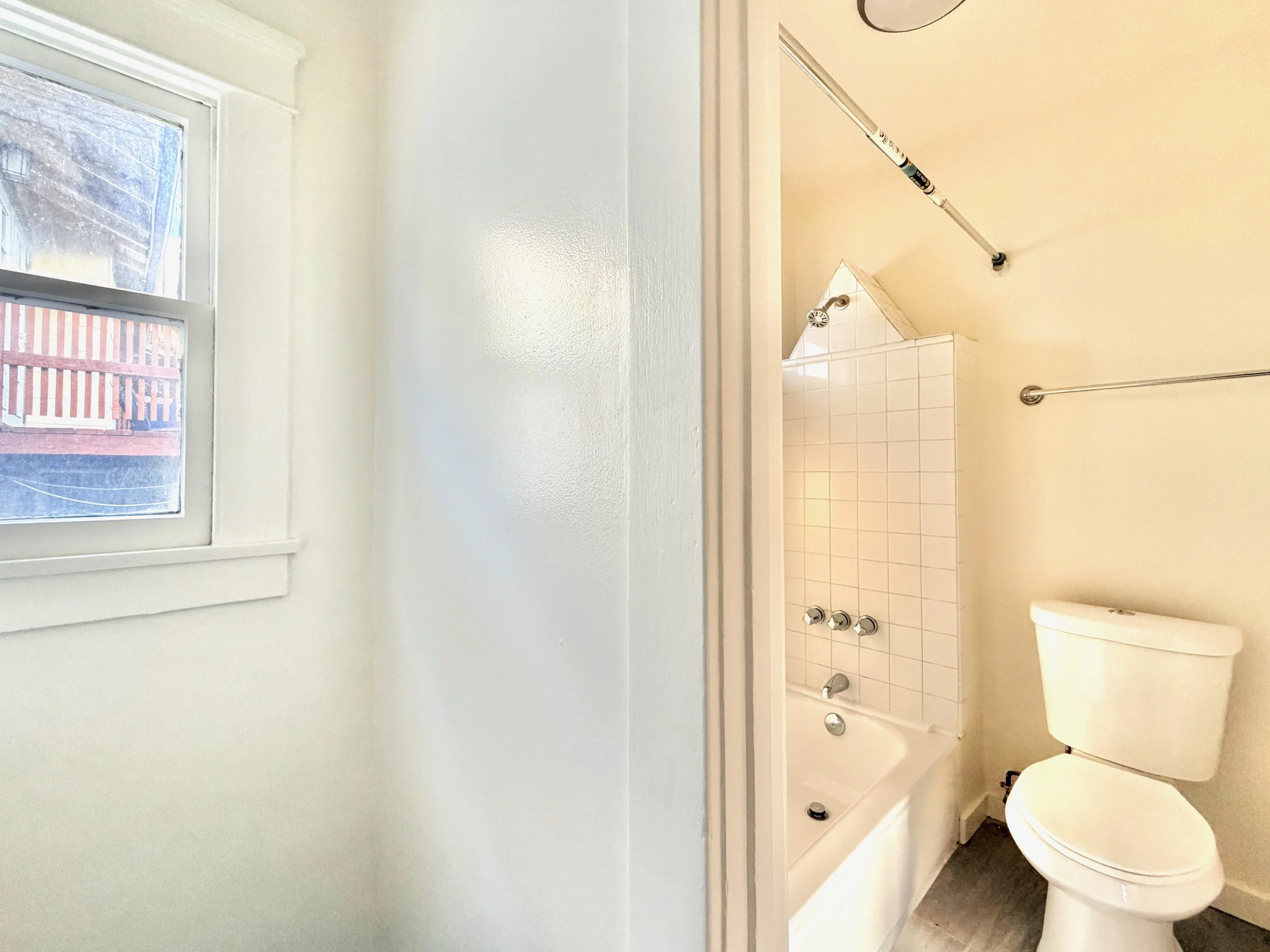 1922 1-4 Preston Ave - 13.jpeg