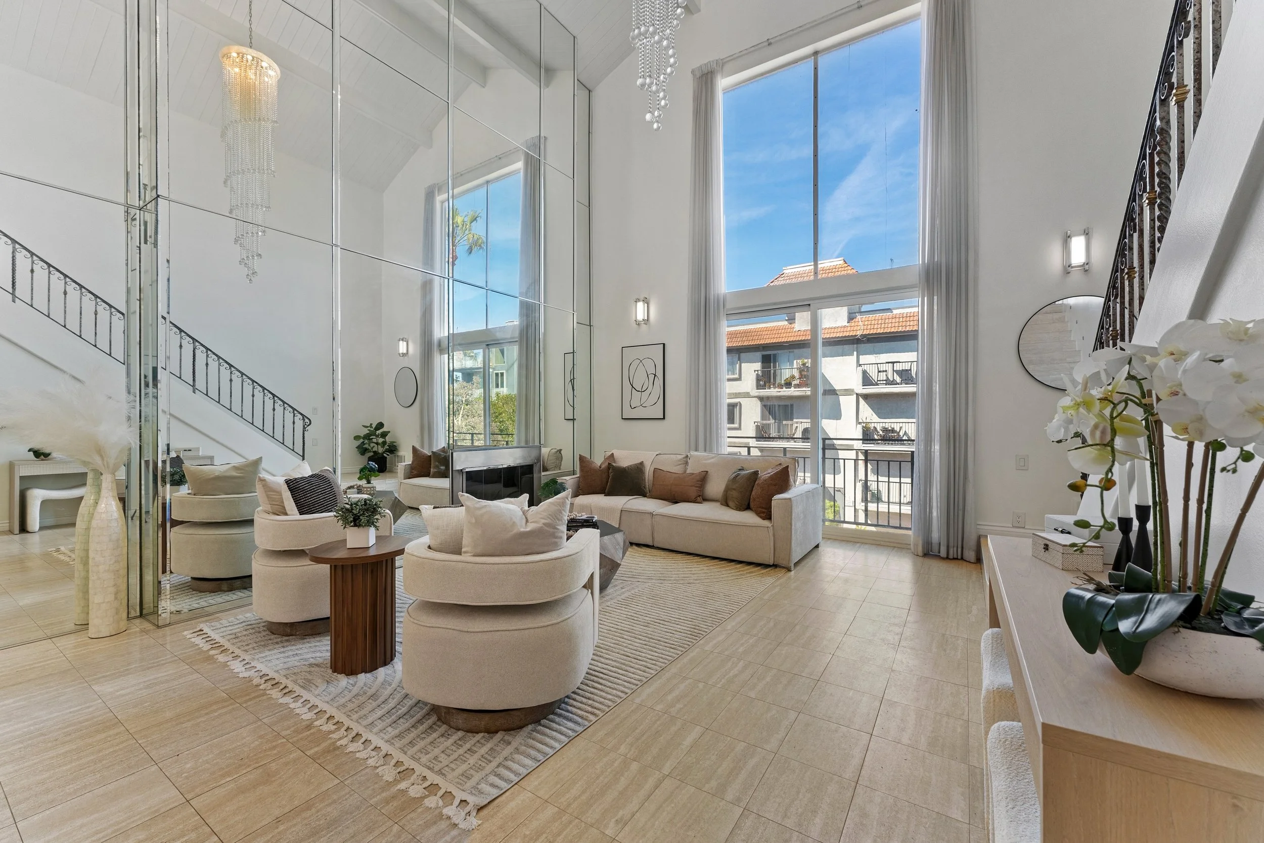 24 1-2 Northstar St - 1.jpeg