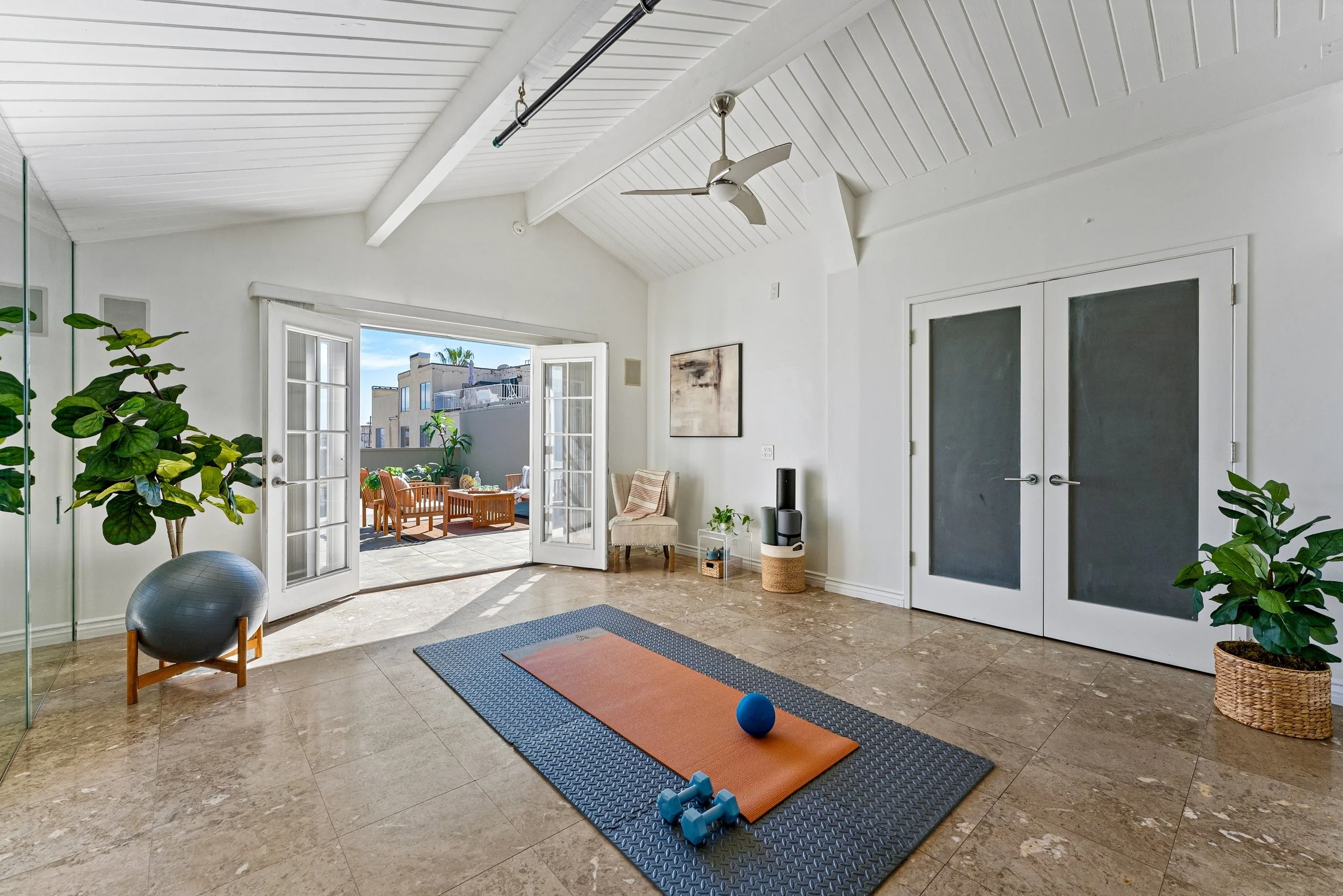 24 1-2 Northstar St - 8.jpeg