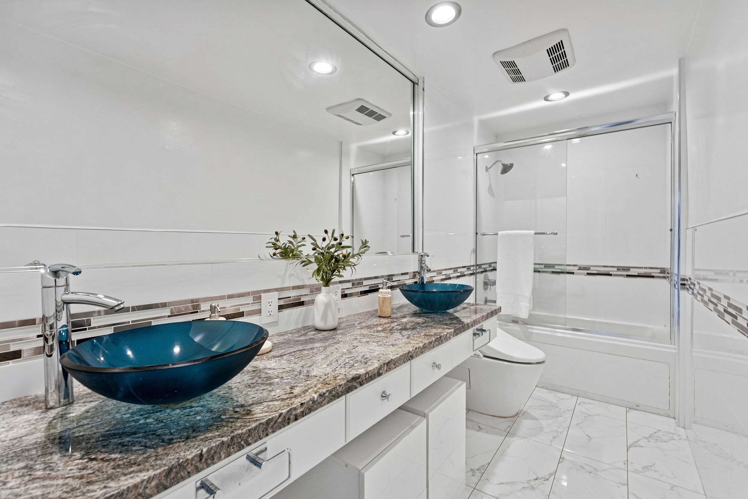 24 1-2 Northstar St - 17.jpeg