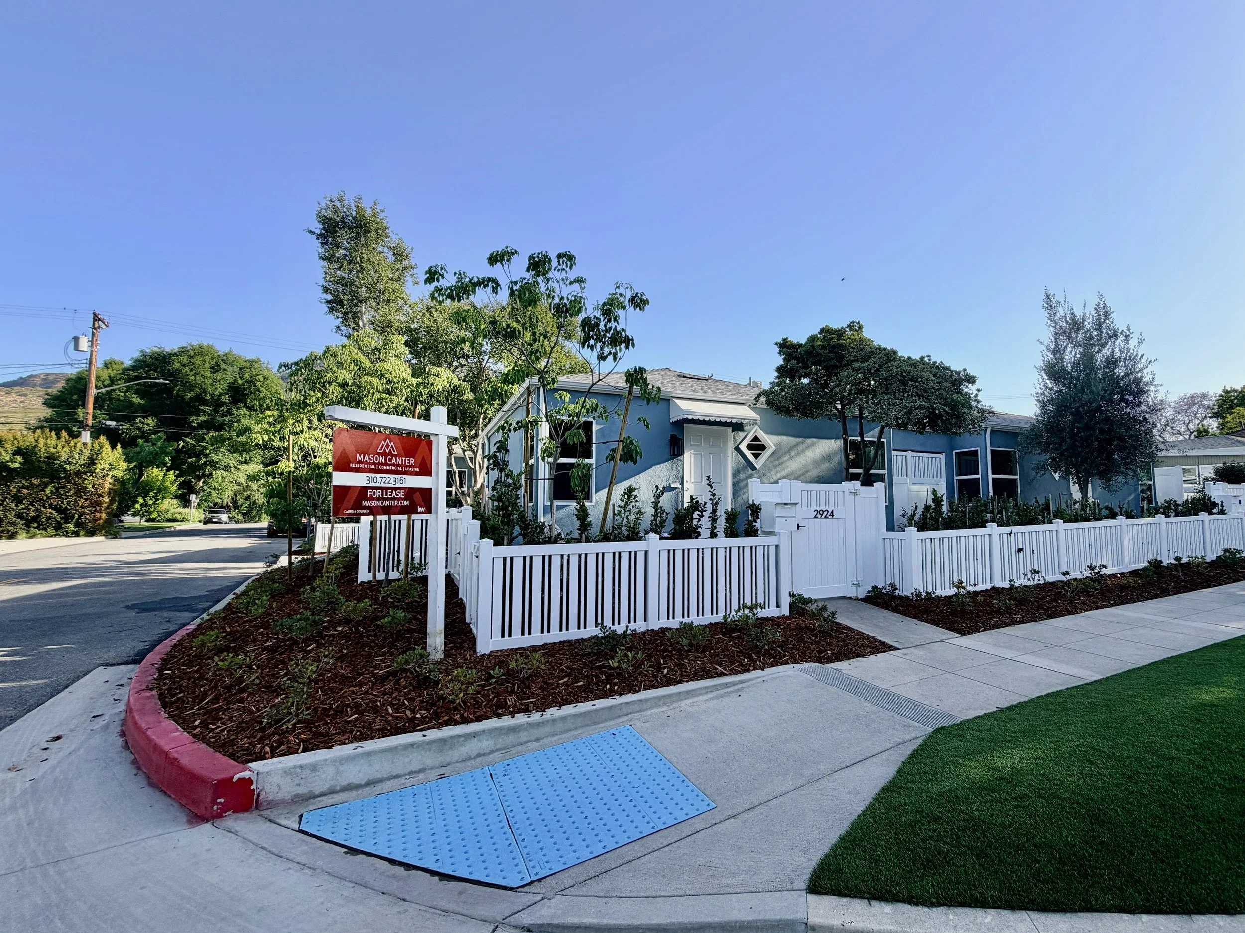 Gaylord Garden Bungalows - 6 Unit Building - 1.jpeg