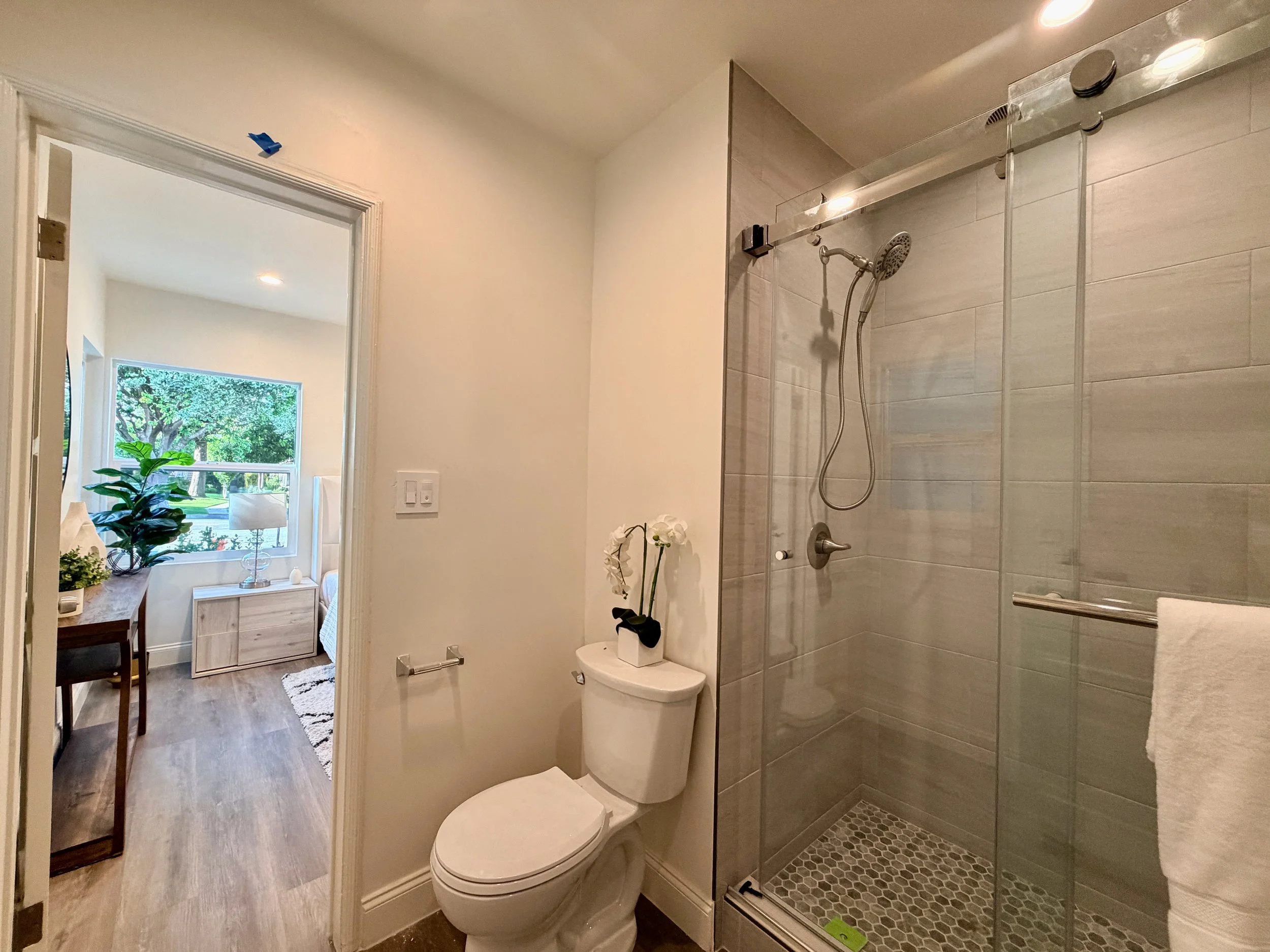 Gaylord Garden Bungalows - 6 Unit Building - 6.jpeg