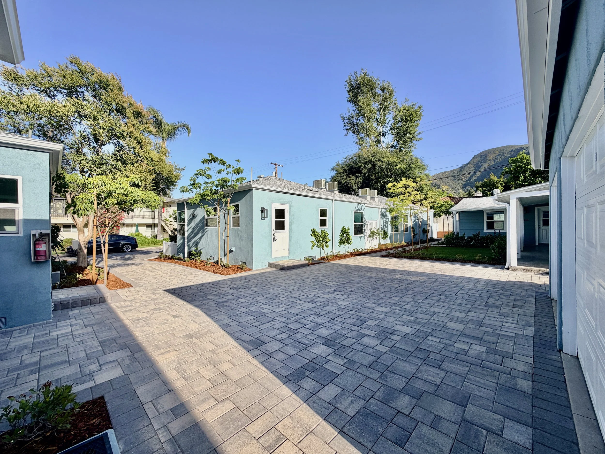 Gaylord Garden Bungalows - 6 Unit Building - 9.jpeg