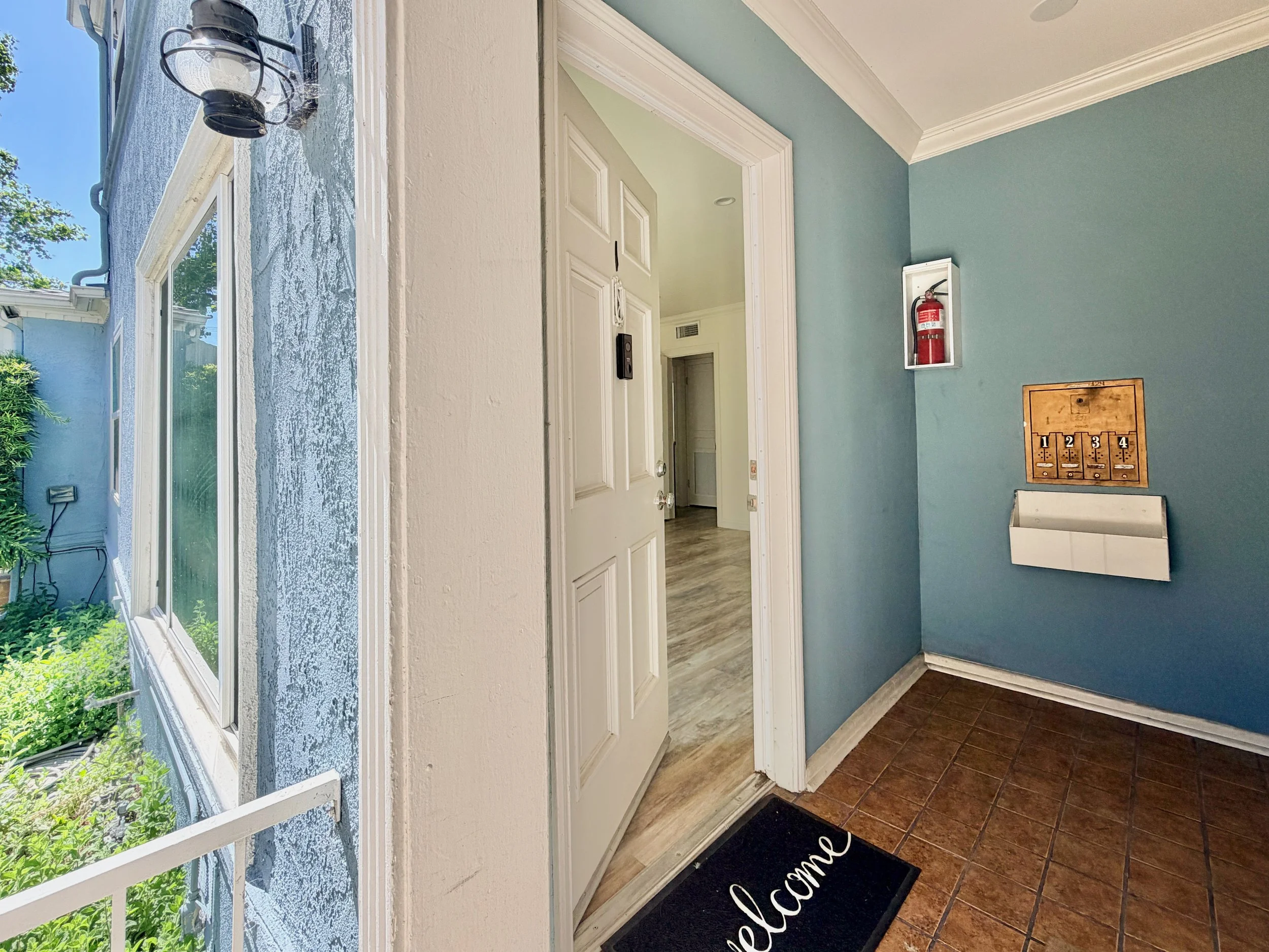 124 N Pass Front Door - 1.jpeg