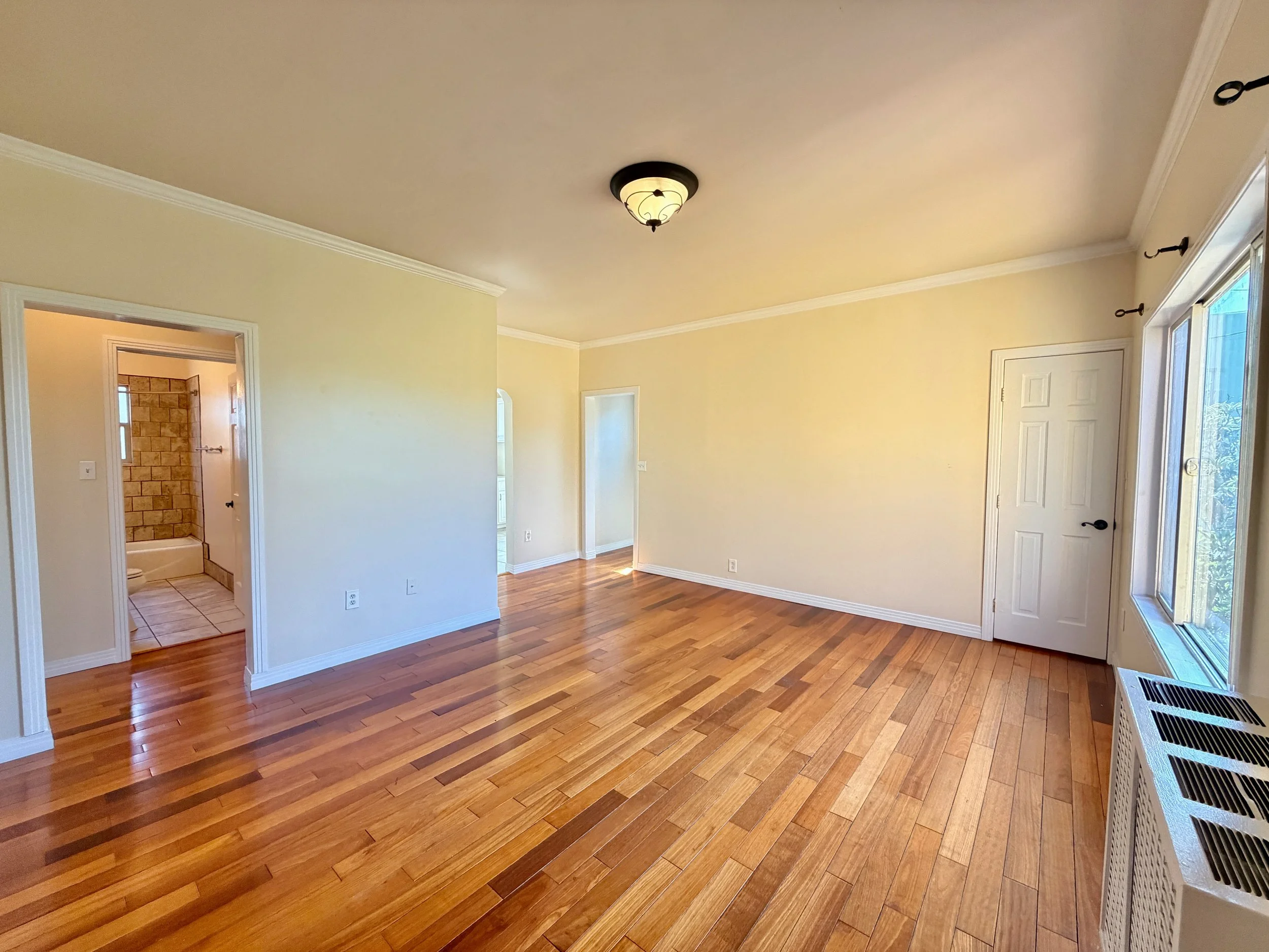 604 1-2 Tularosa Dr 2026 - 5.jpeg