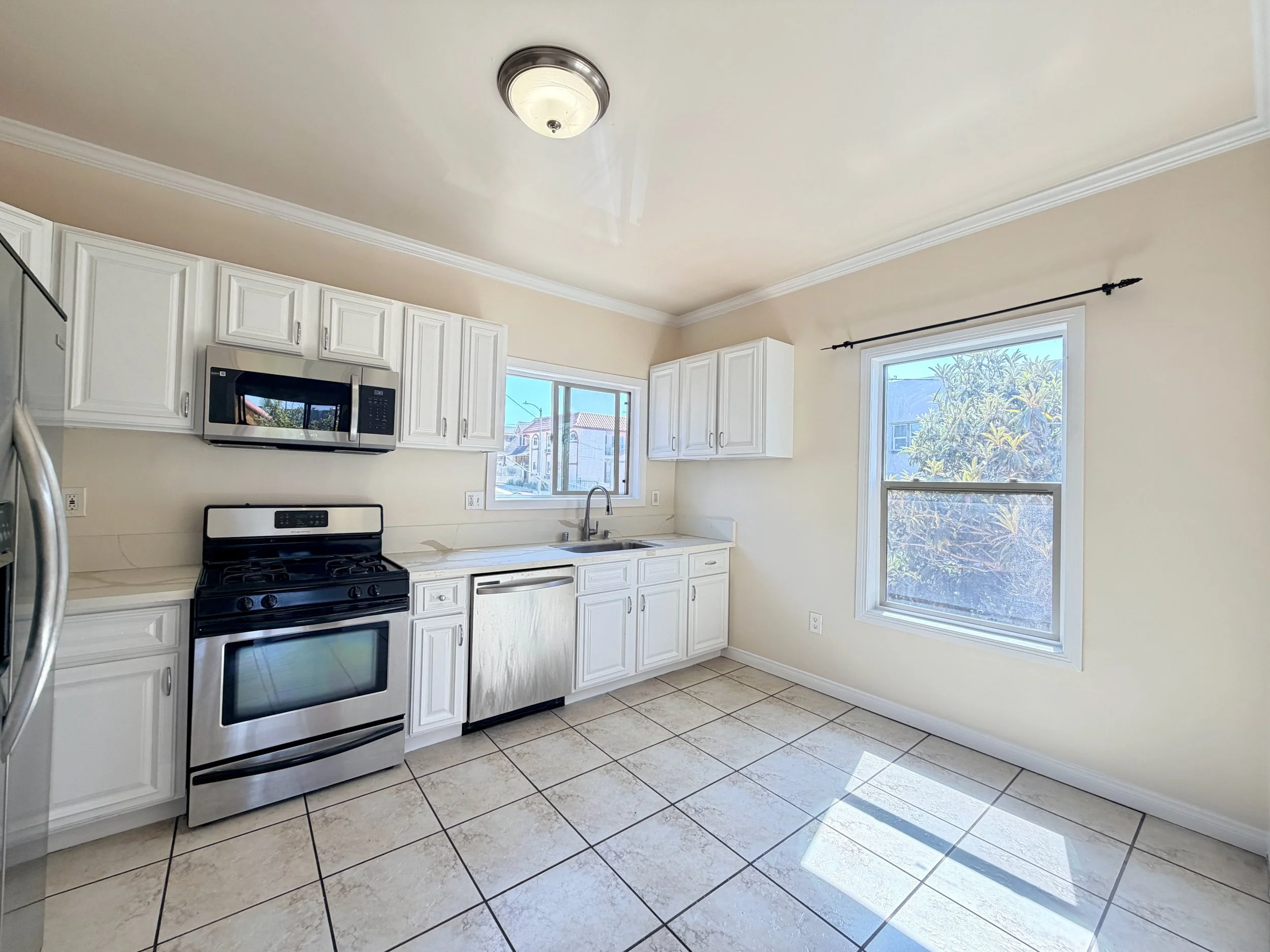 604 1-2 Tularosa Dr 2026 - 6.jpeg