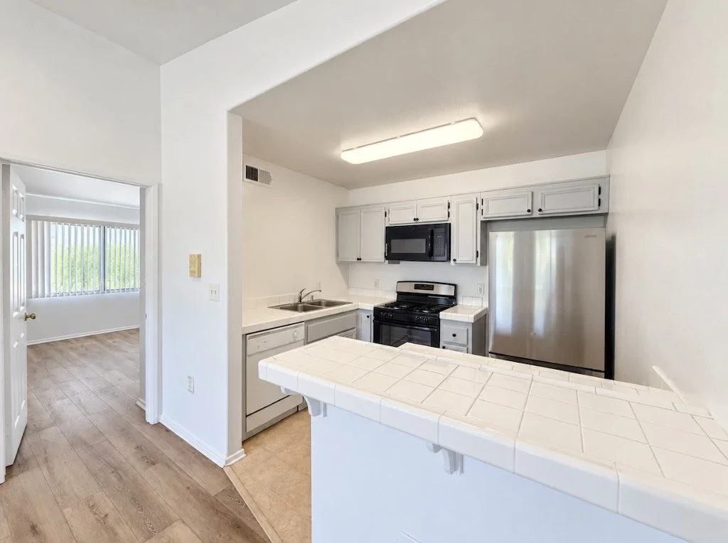 6545 Fulton Ave #205 - 3.jpeg