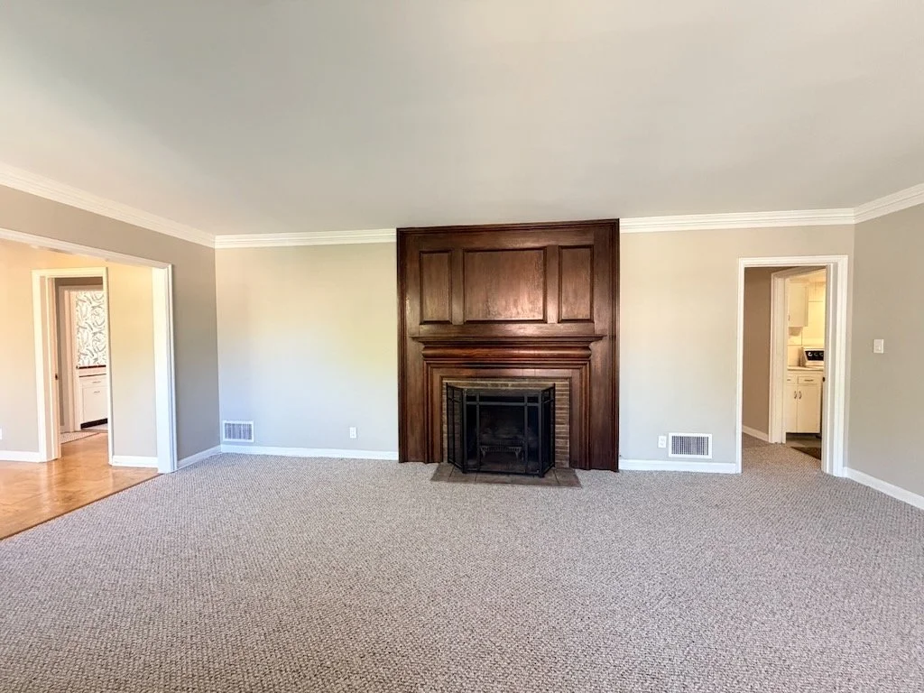 951 Masselin Ave - 5.jpeg