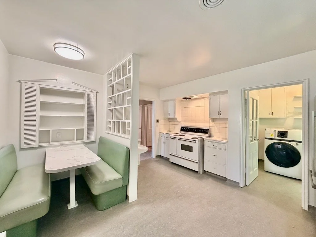 951 Masselin Ave - 12.jpeg