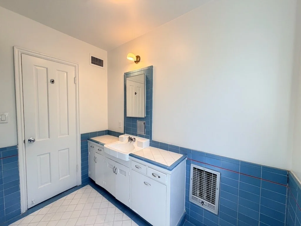 951 Masselin Ave - 21.jpeg
