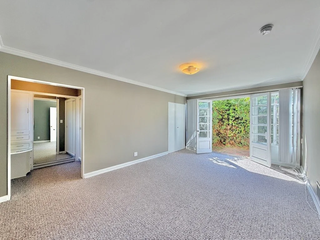 951 Masselin Ave - 25.jpeg