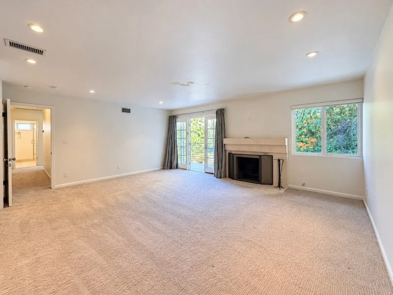 4520 Cezanne Ave - Edited-Staged - 10-2026 - 21.jpeg
