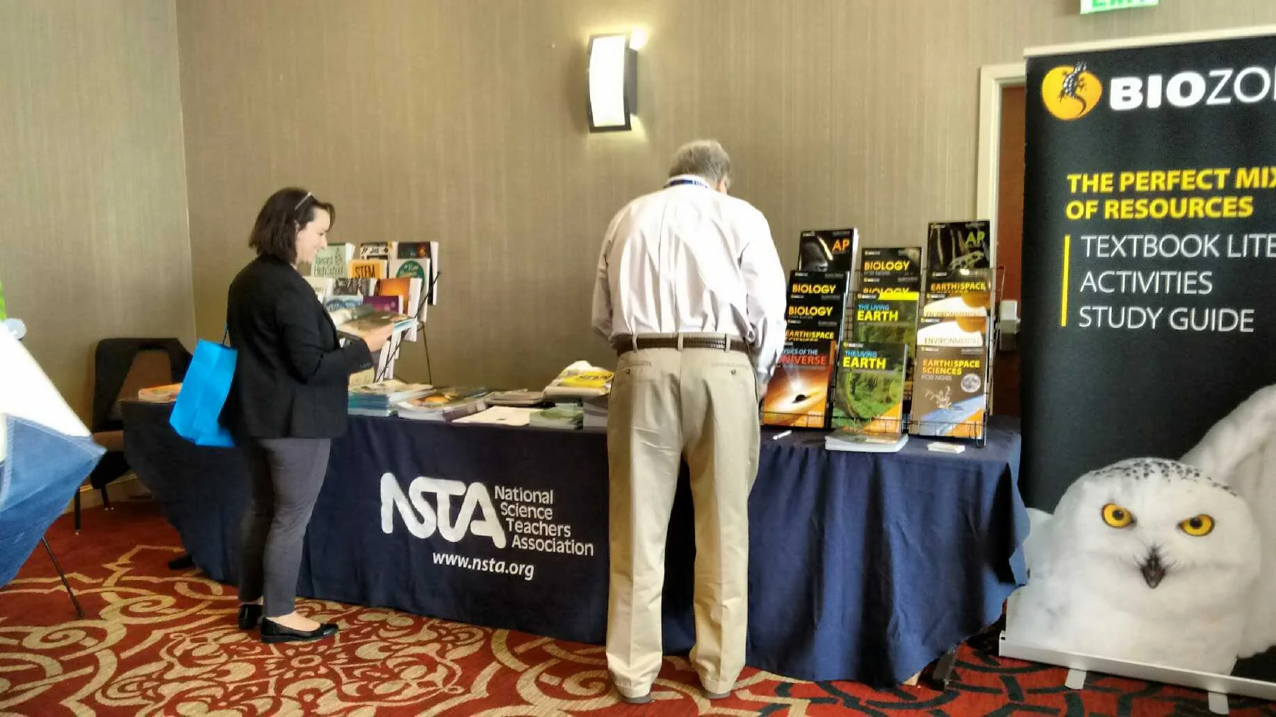 Exhibit Hall - NSTA Biozone.jpg