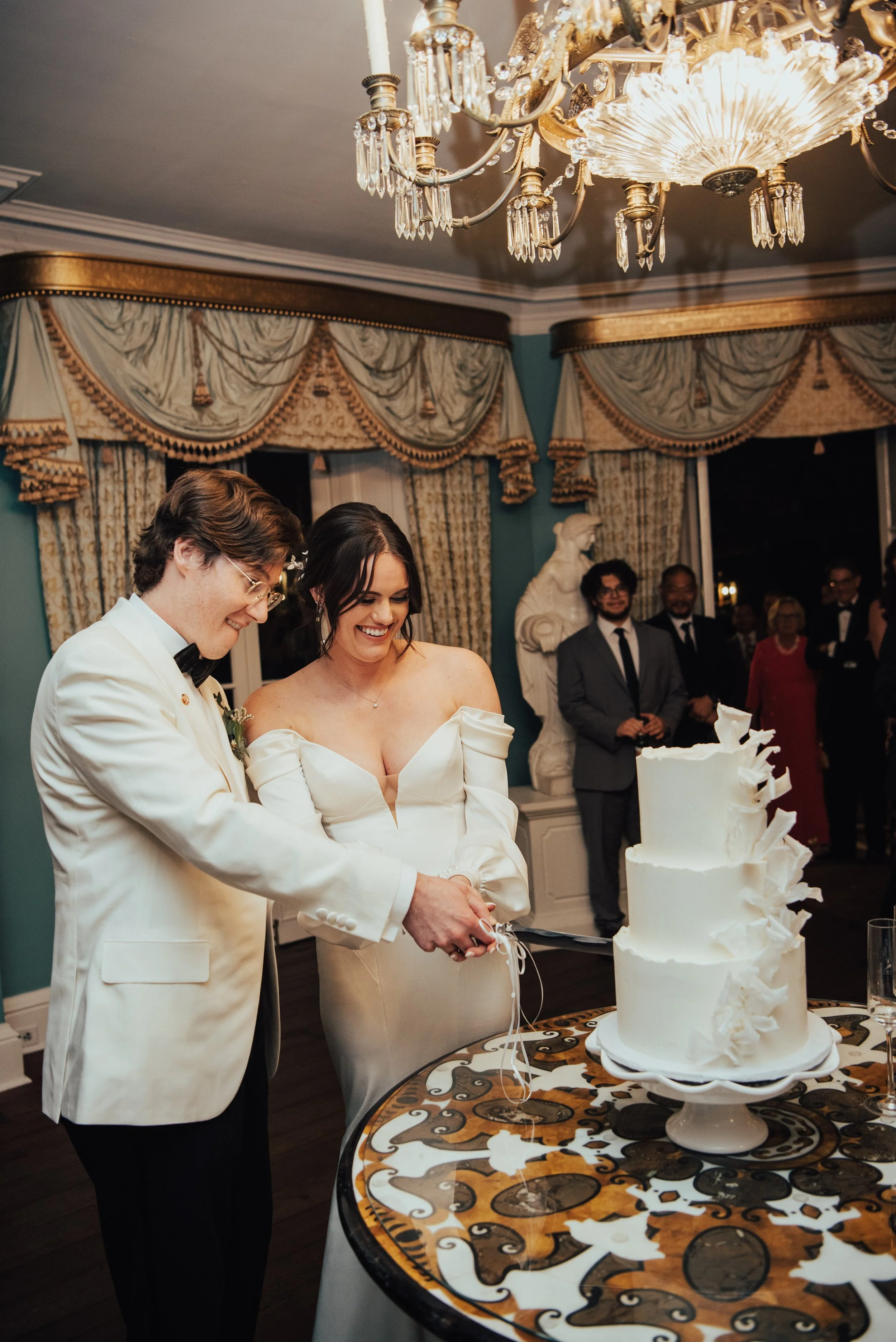 Charleston Wedding at the William Aiken House | Southern Gothic Elegance