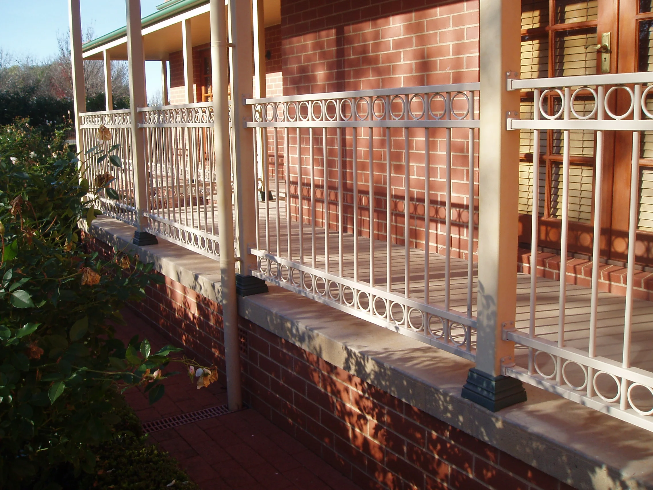 DECORATIVE FENCING &amp; BALUSTRADES