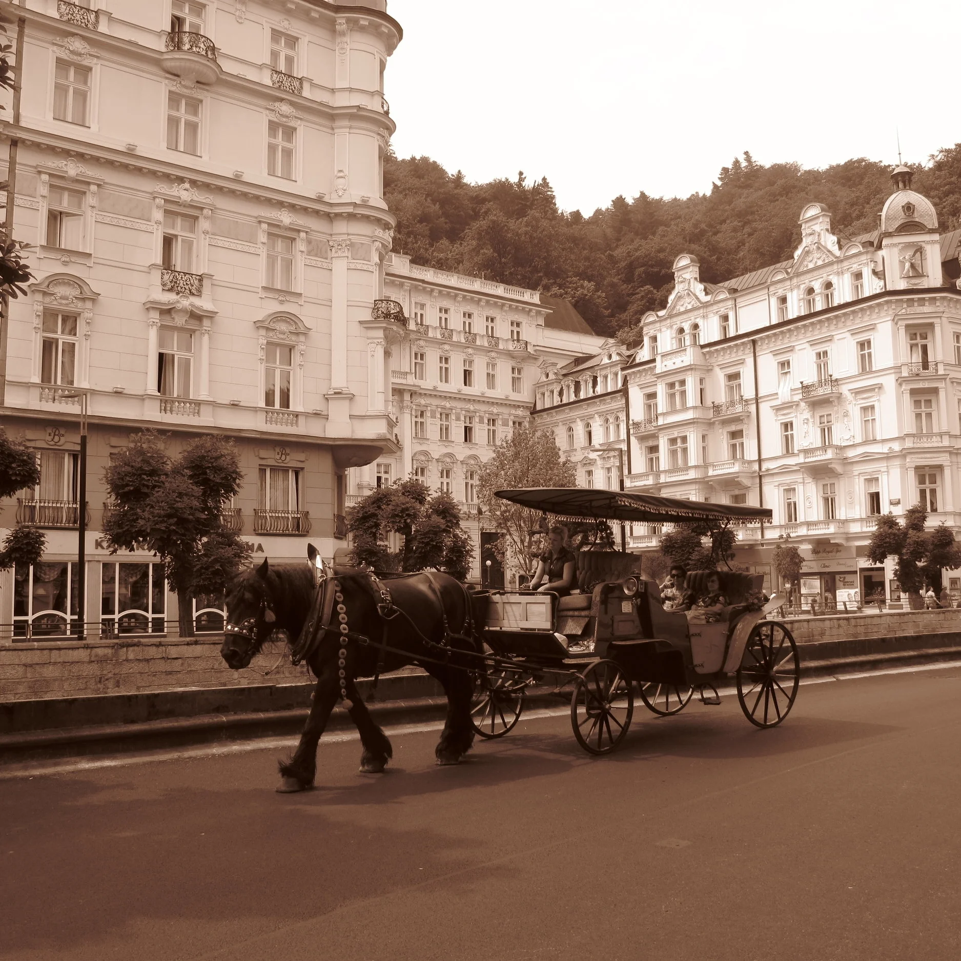 KARLOVY VARY