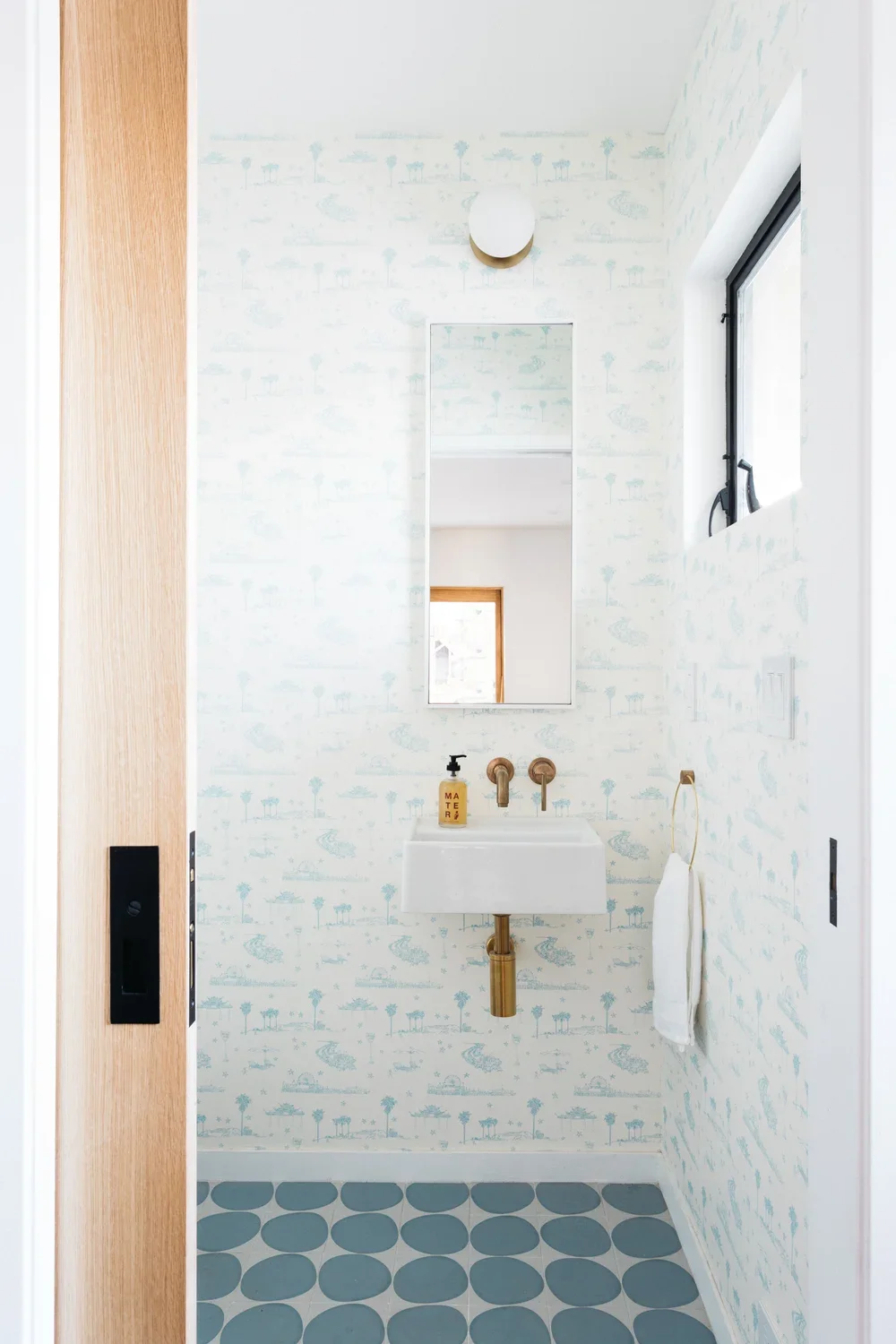 5606+Glenford+St+-+virtuallyherestudios.com-24.jpg.webp