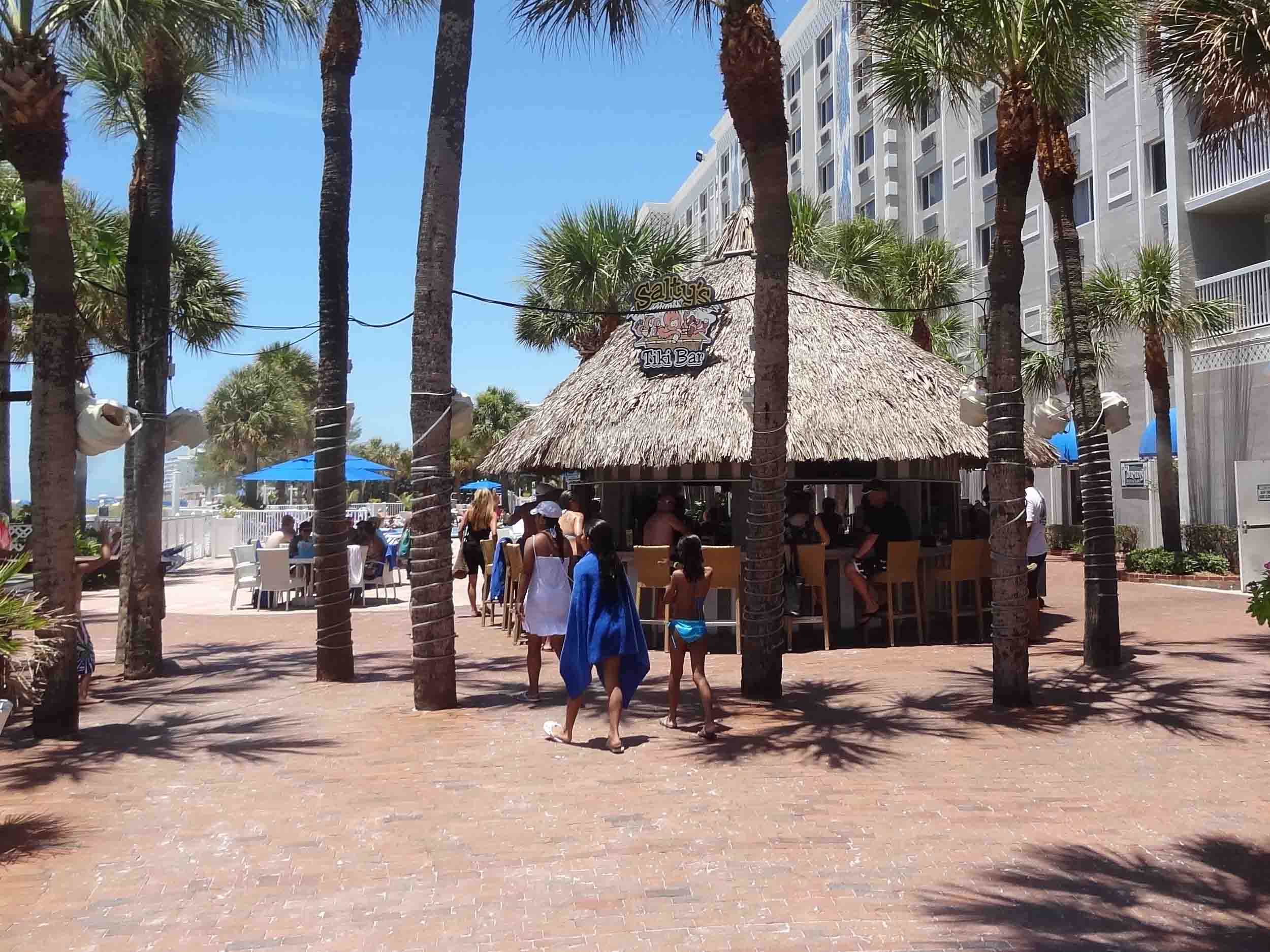 Salty's Tiki Bar Exterior