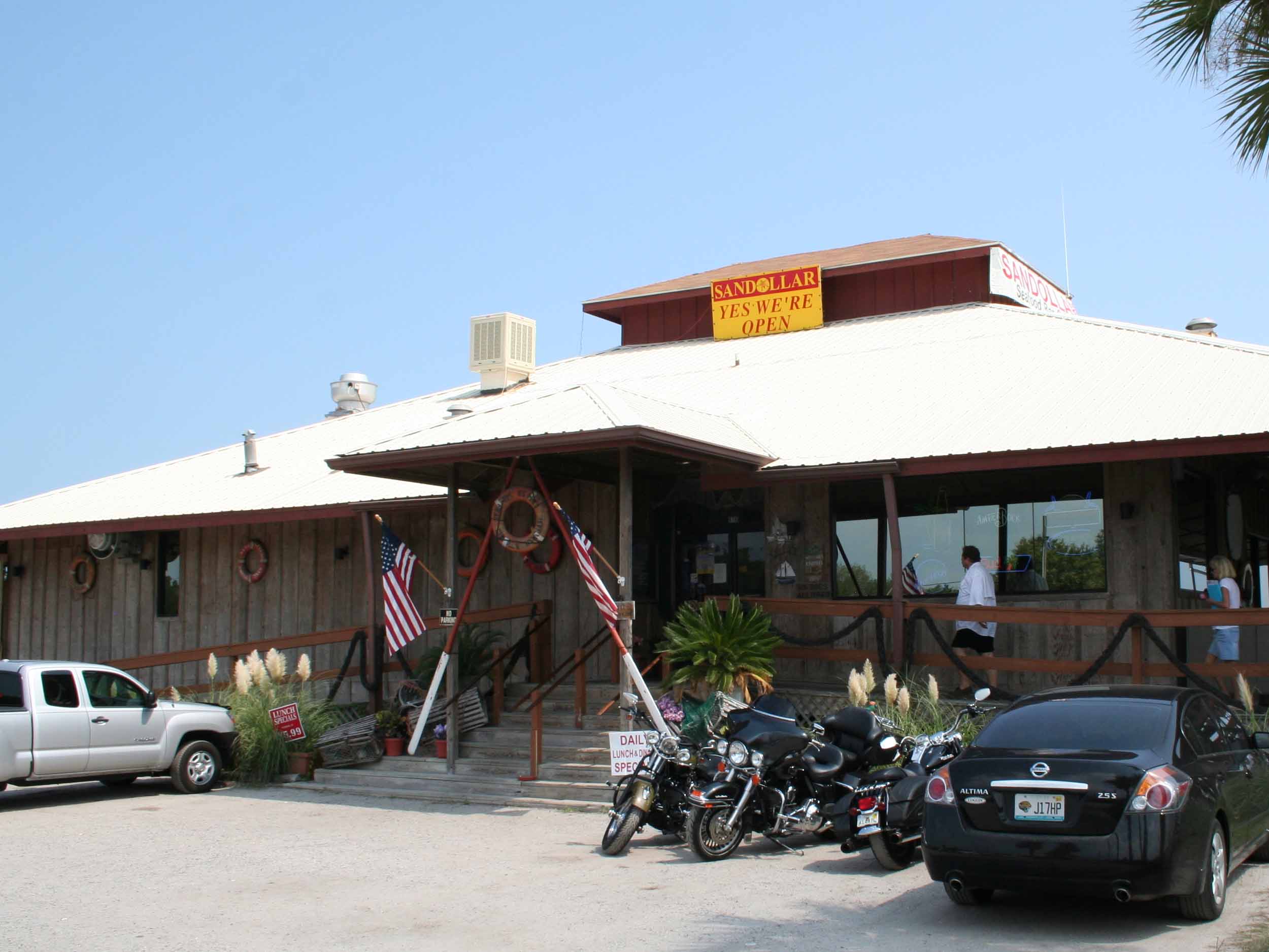 Sandollar Restaurant and Marina Exterior