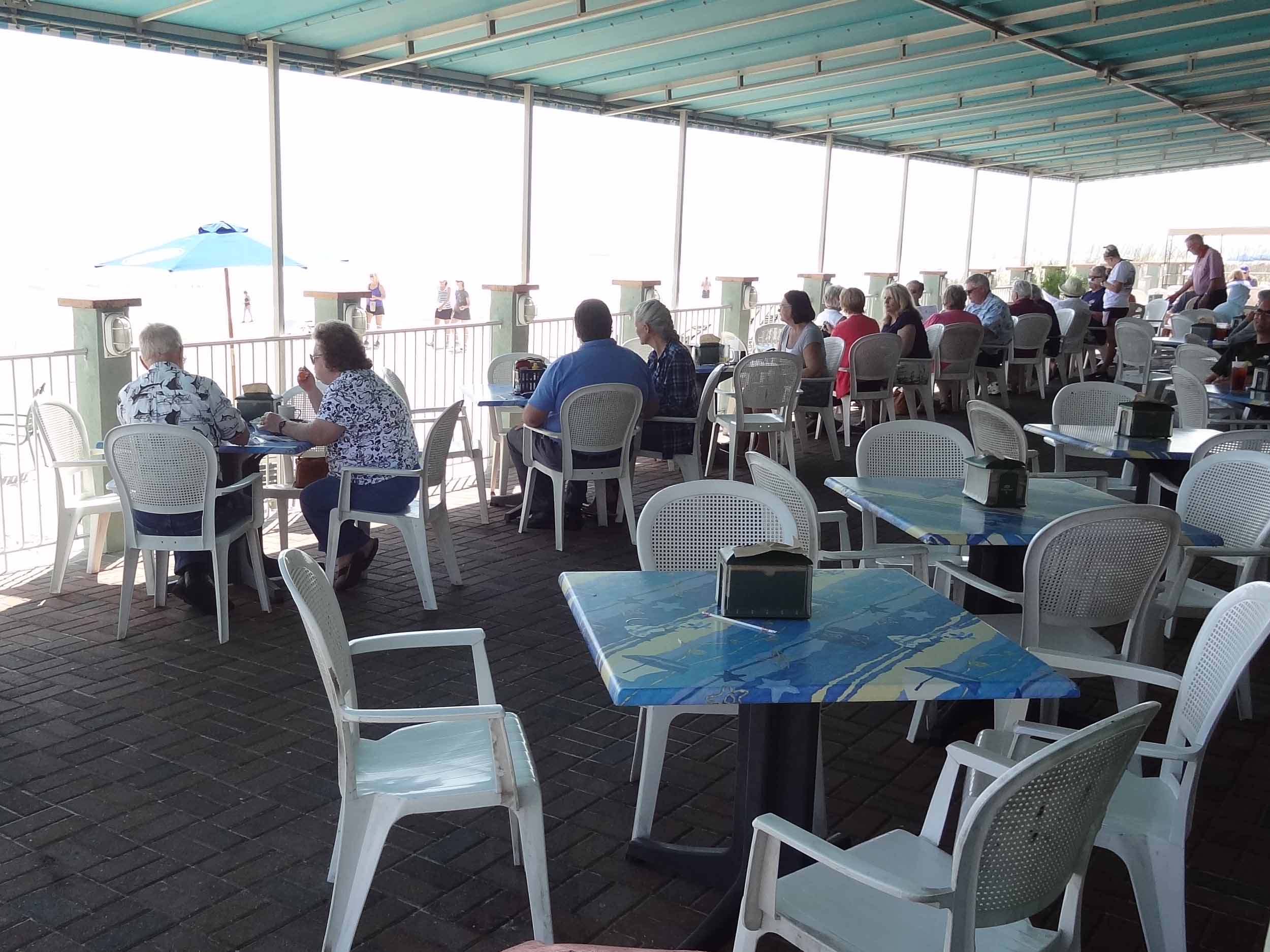 Sandy Bottoms Dining Area