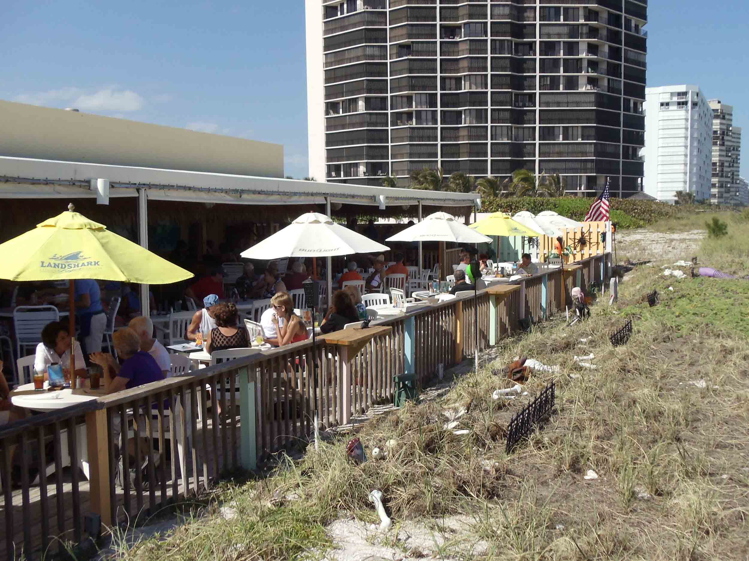 Shuckers on the Beach Exterior