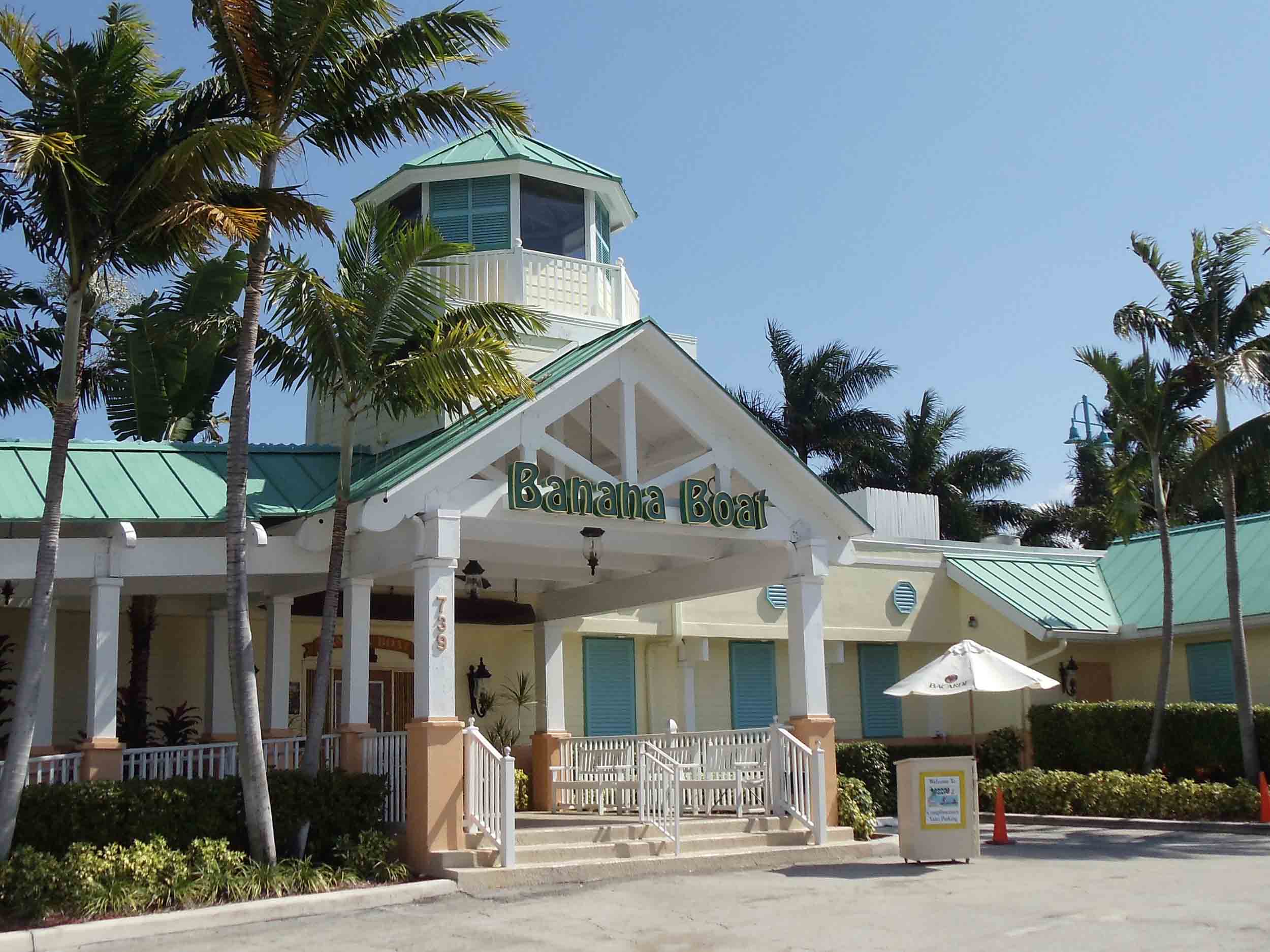 Banana Boat Entrance