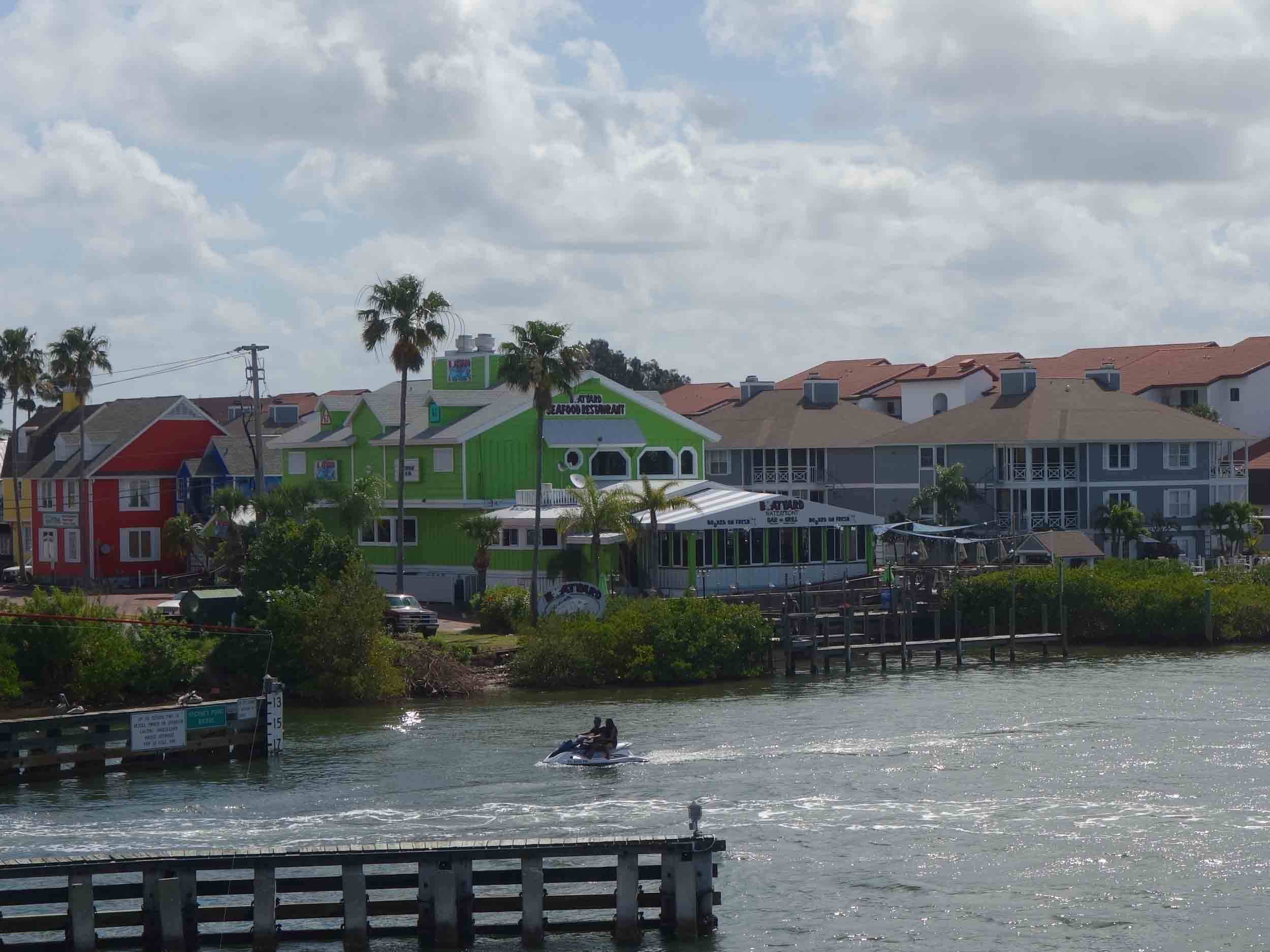 Boatyard Waterfront Bar and Grill Exterior