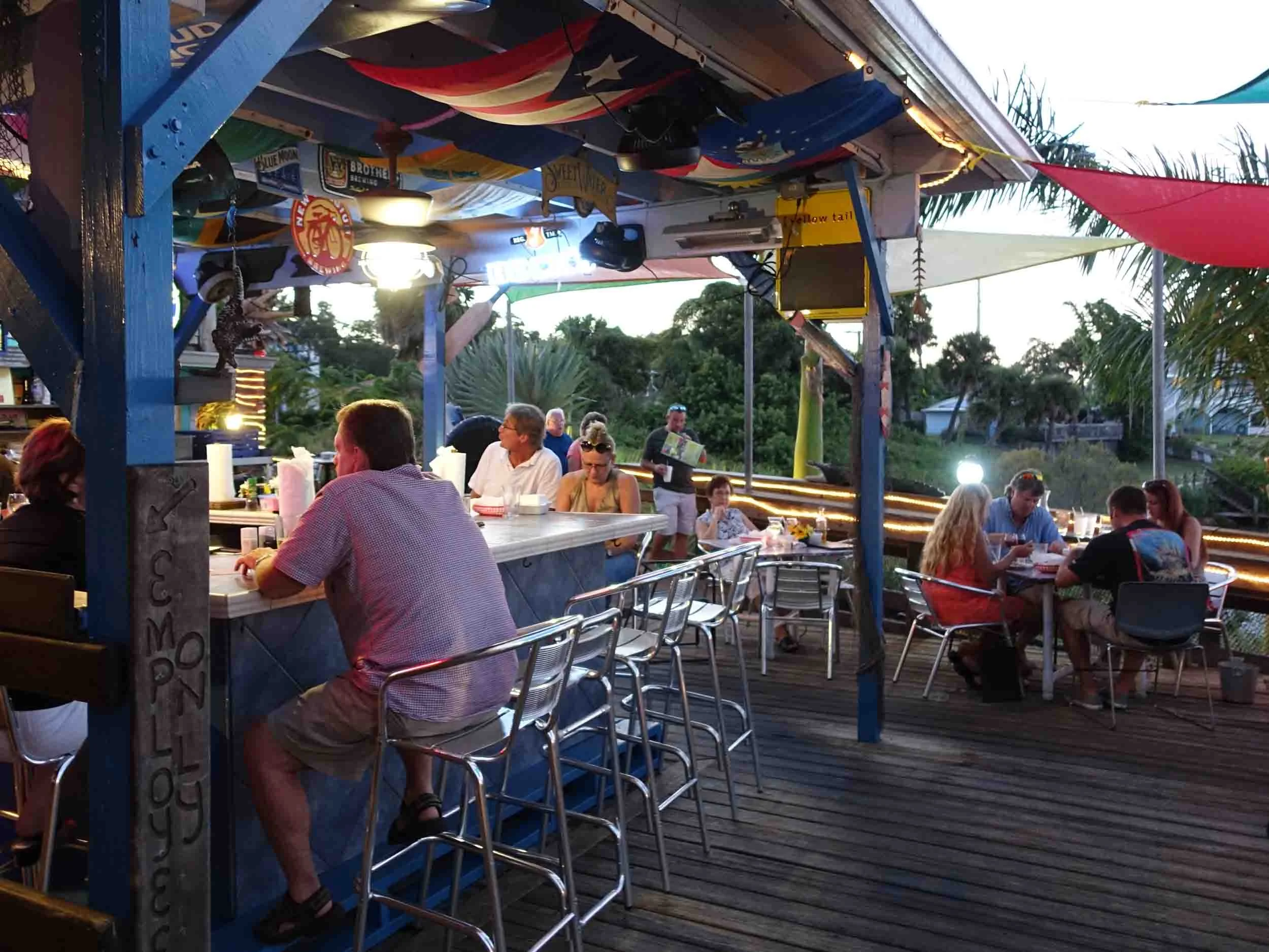 bonefish-willys-back-bar.jpg