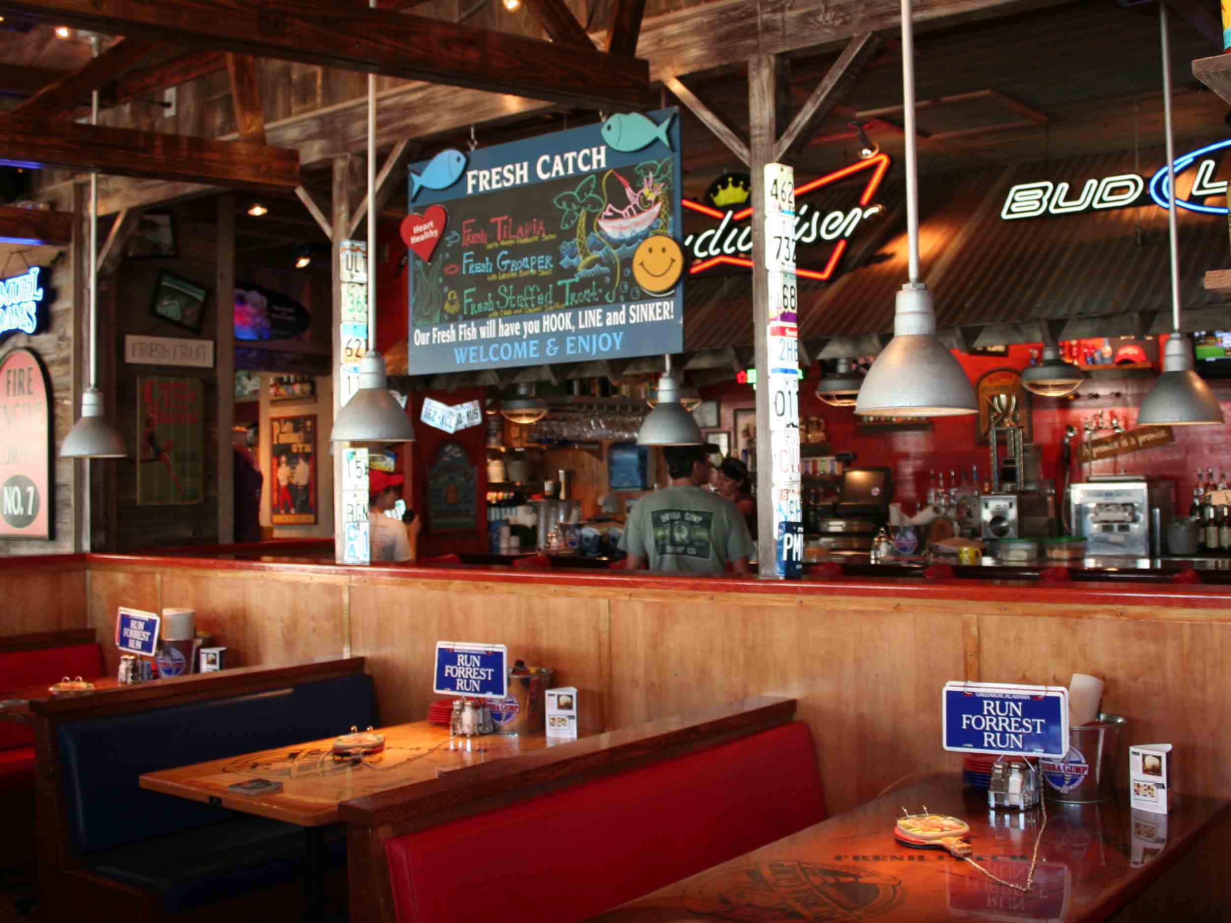 Bubba Gump Shrimp Co Interior Bar