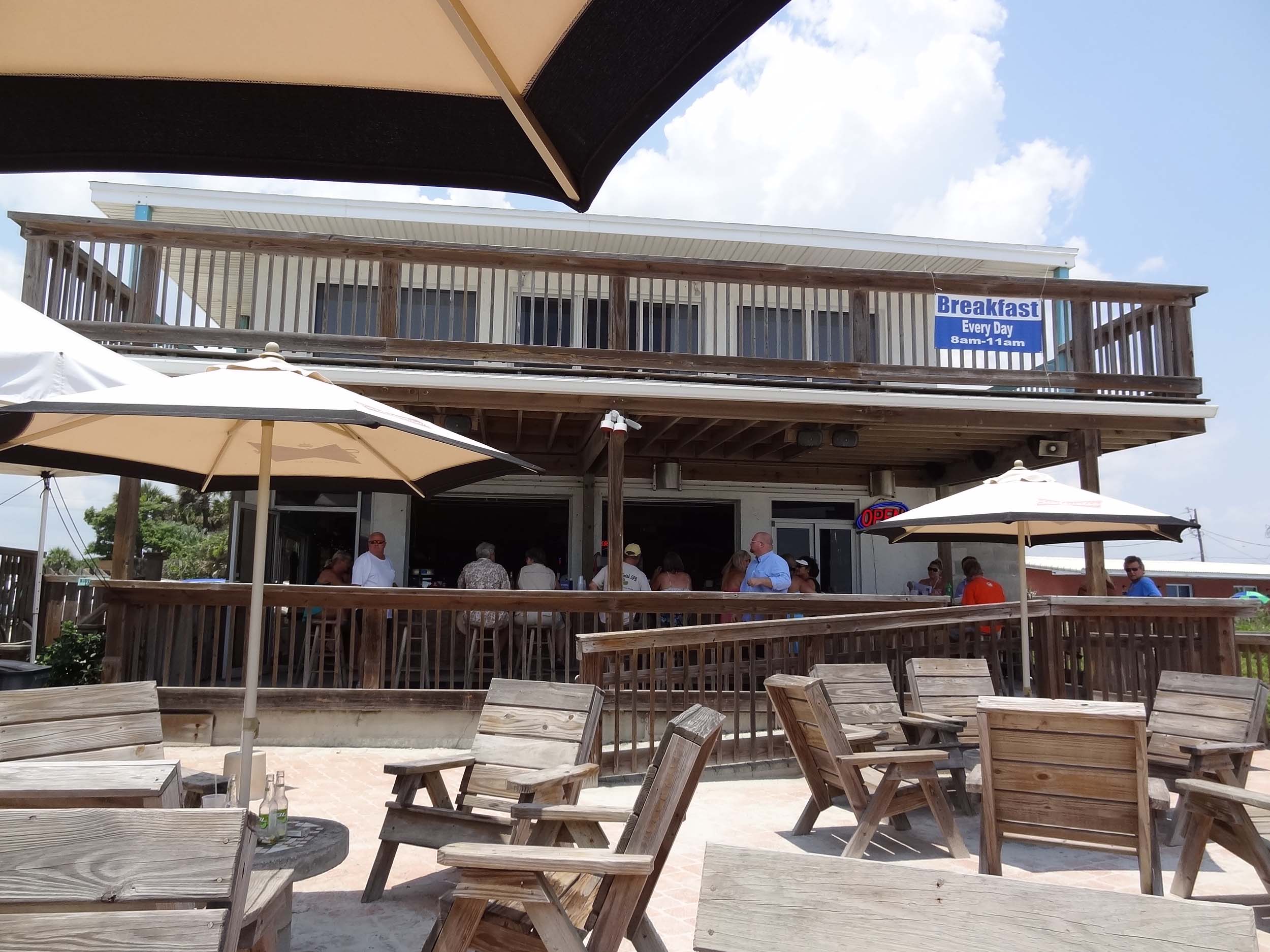 Toni and Joe's Patio Bar and Seating Area