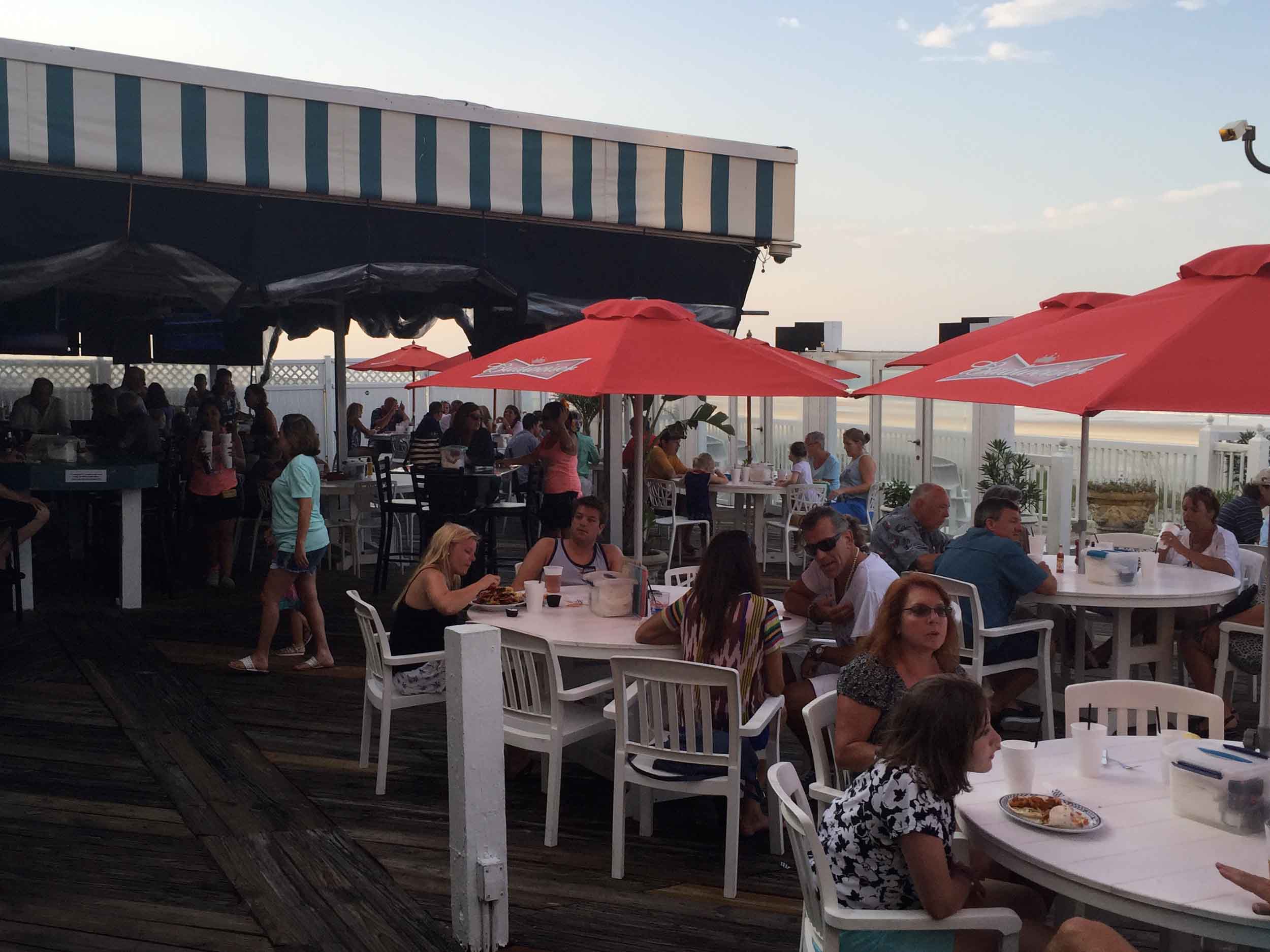 Racing's North Turn Exterior Dining Area