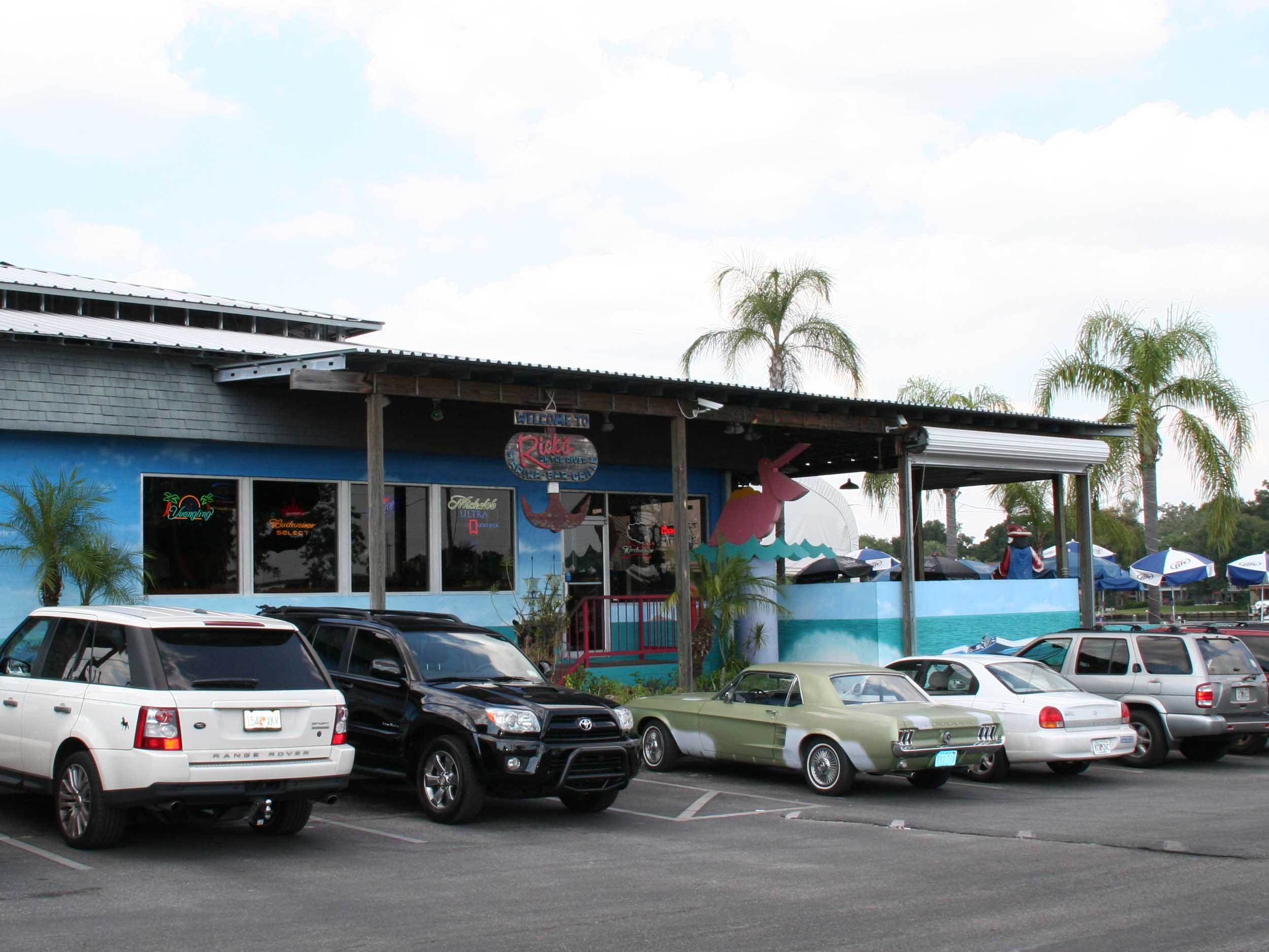 Rick's on the River Exterior