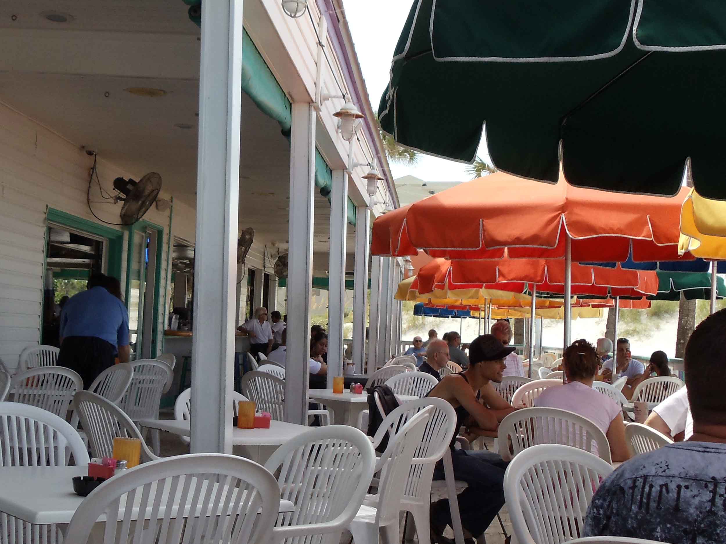 Palm Pavilion Dining Area