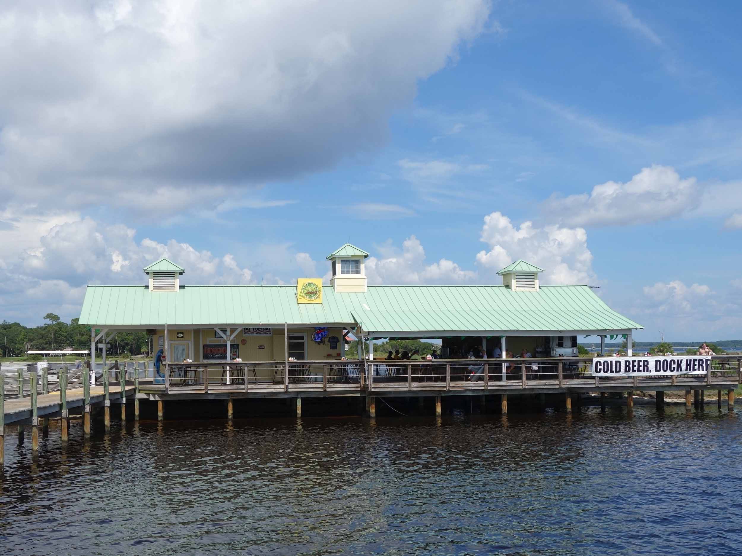 Pelican's at Bay Point Resort Exterior