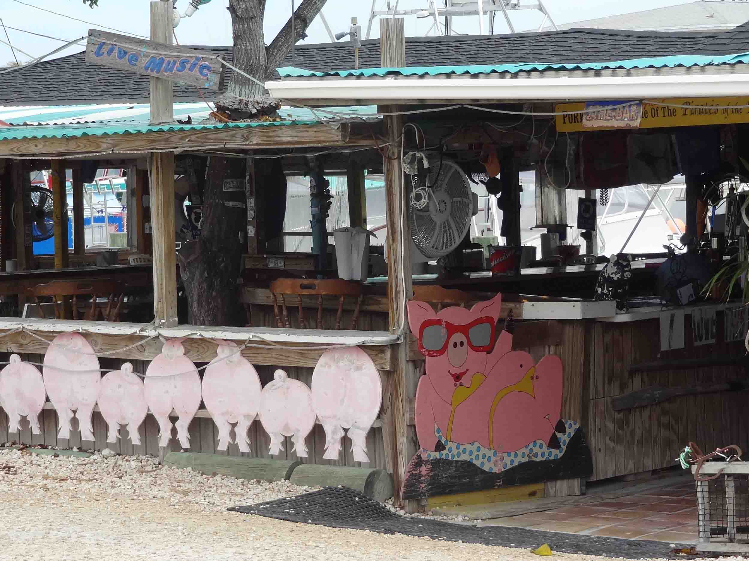 Porky's Bayside Restaurant and Marina Entrance