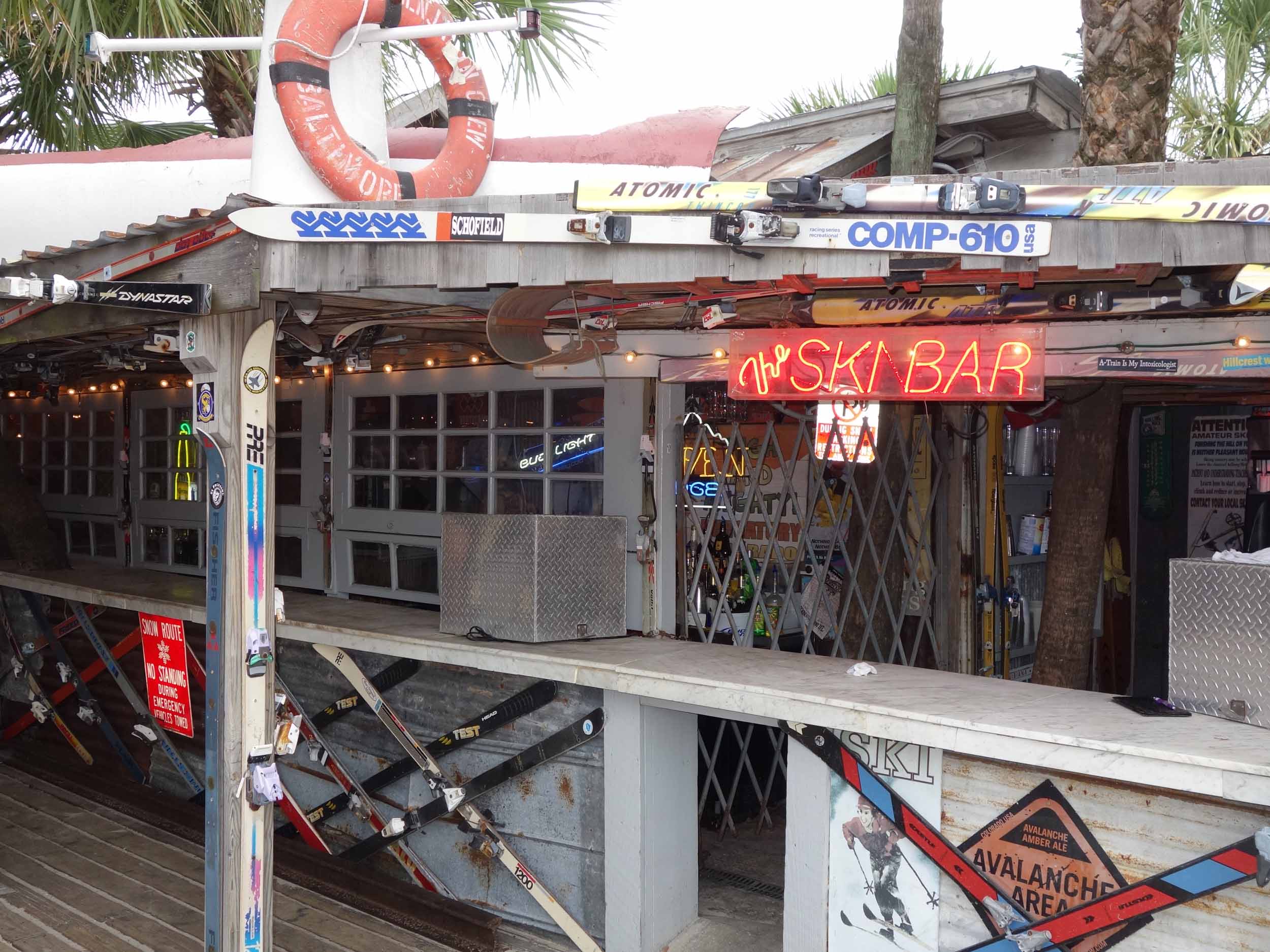 Flounder's Chowder House Ski Bar