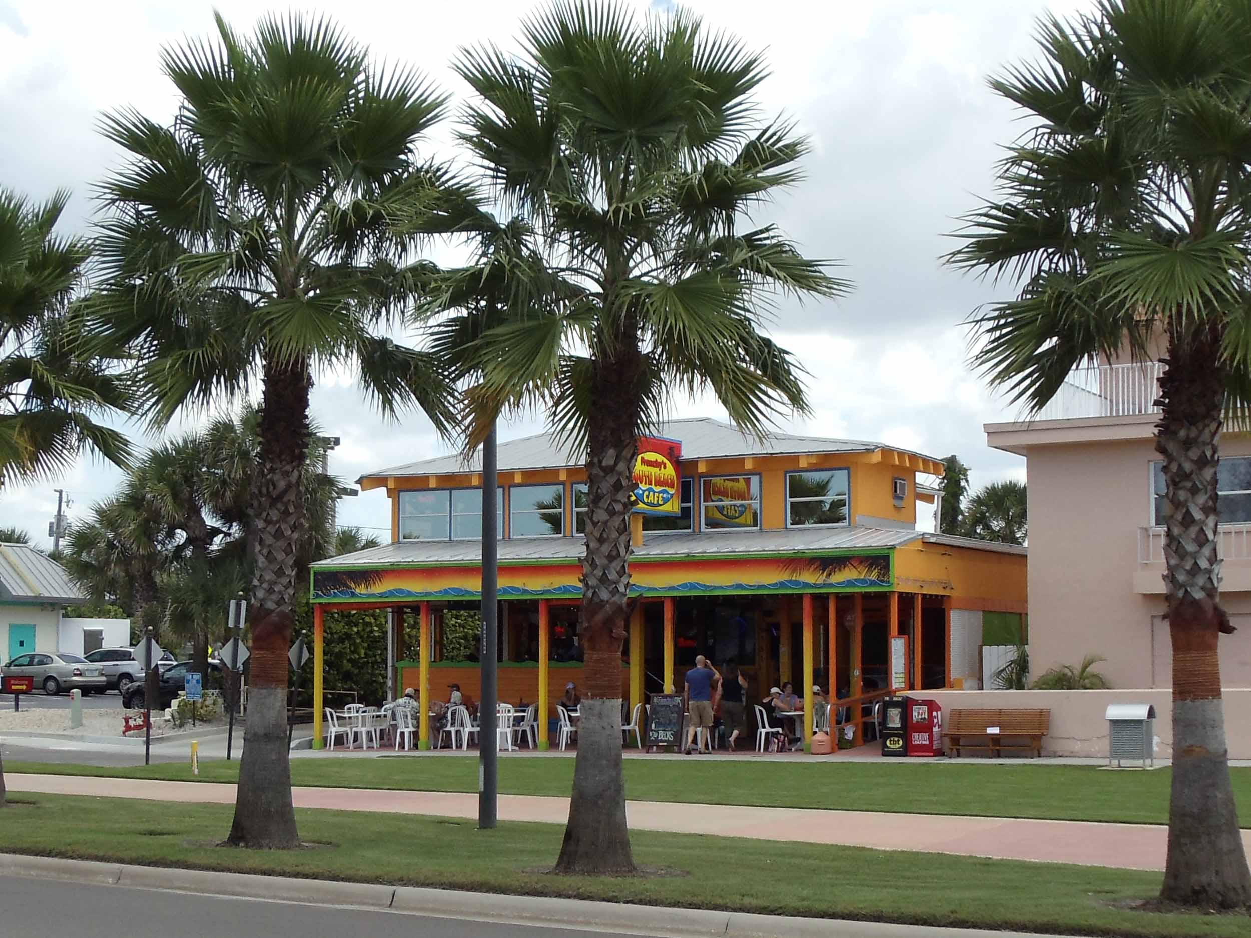 Frenchy's South Beach Cafe Exterior