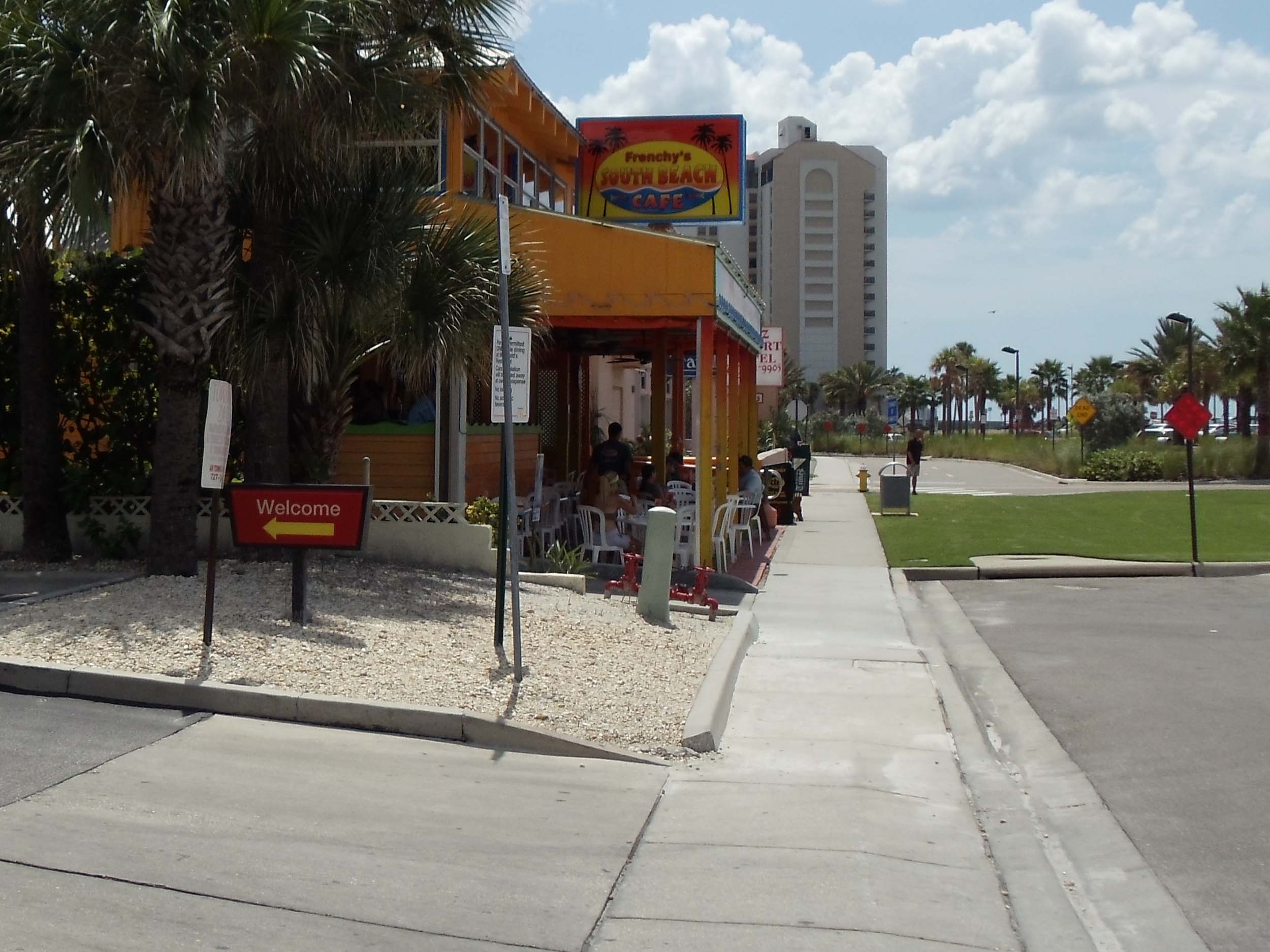 Frenchy's South Beach Cafe 