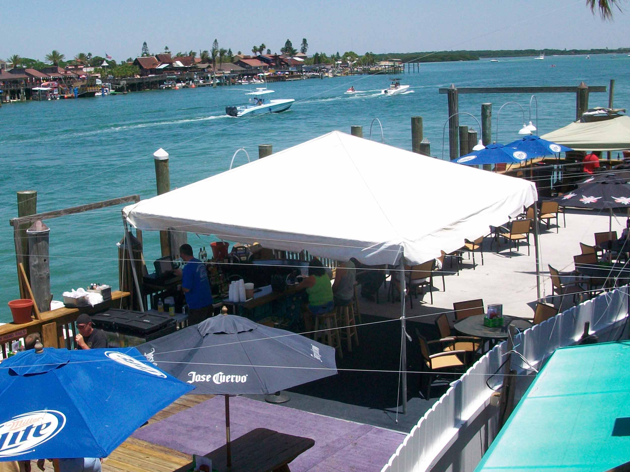 Gator's Cafe and Saloon Patio