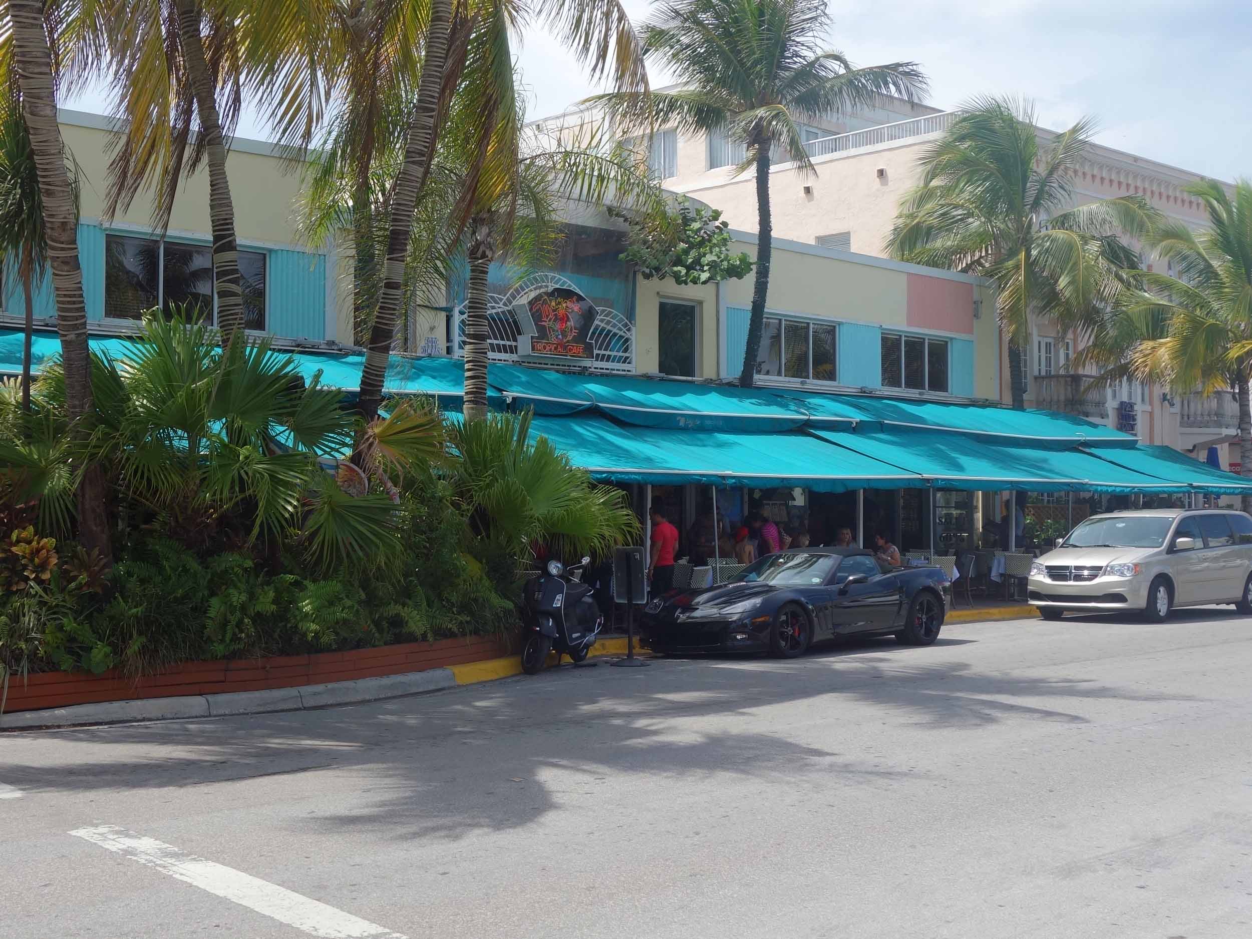Mango's Tropical Cafe Exterior