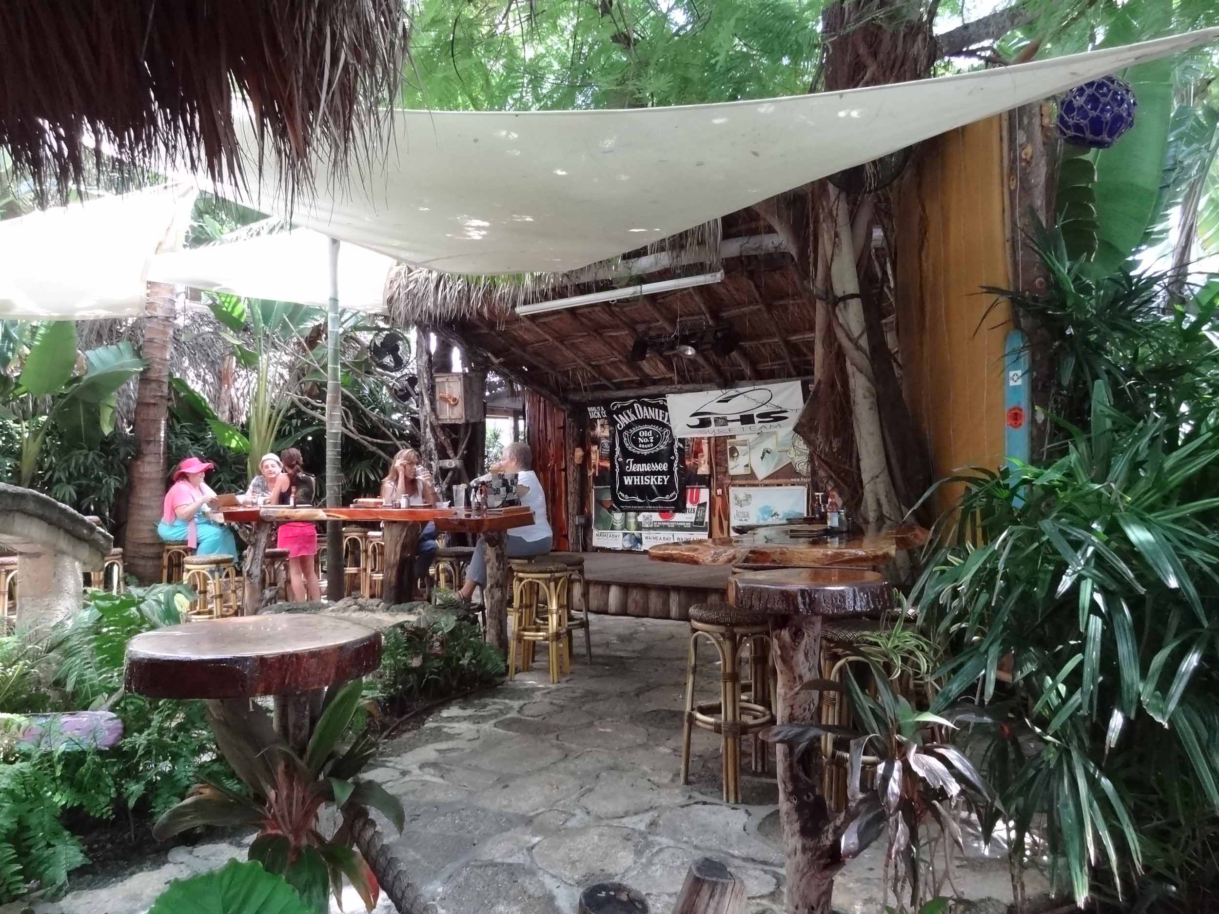 Guanabanas Stage