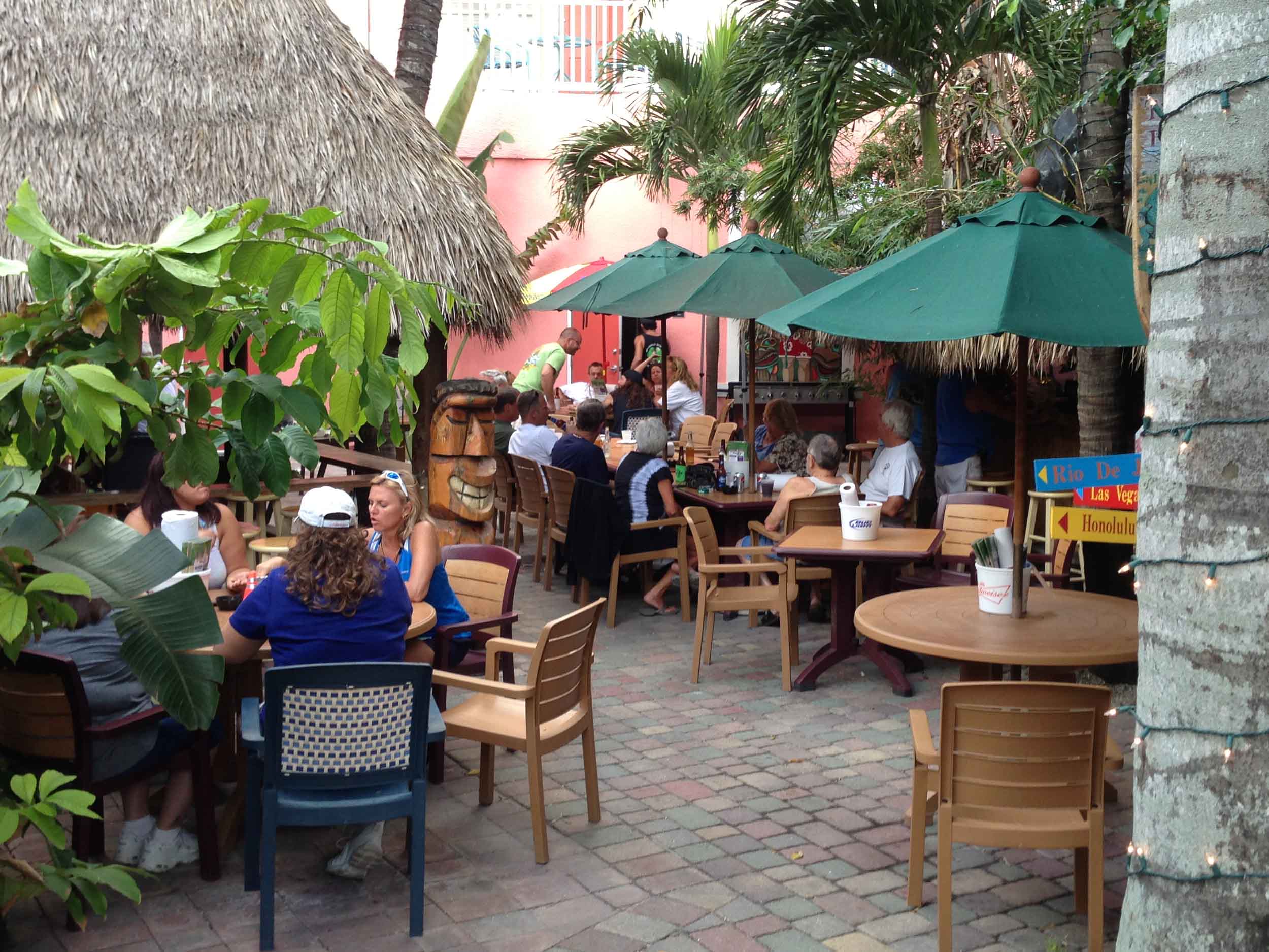 Lighthouse Resort Tiki Bar and Grill Dining Area