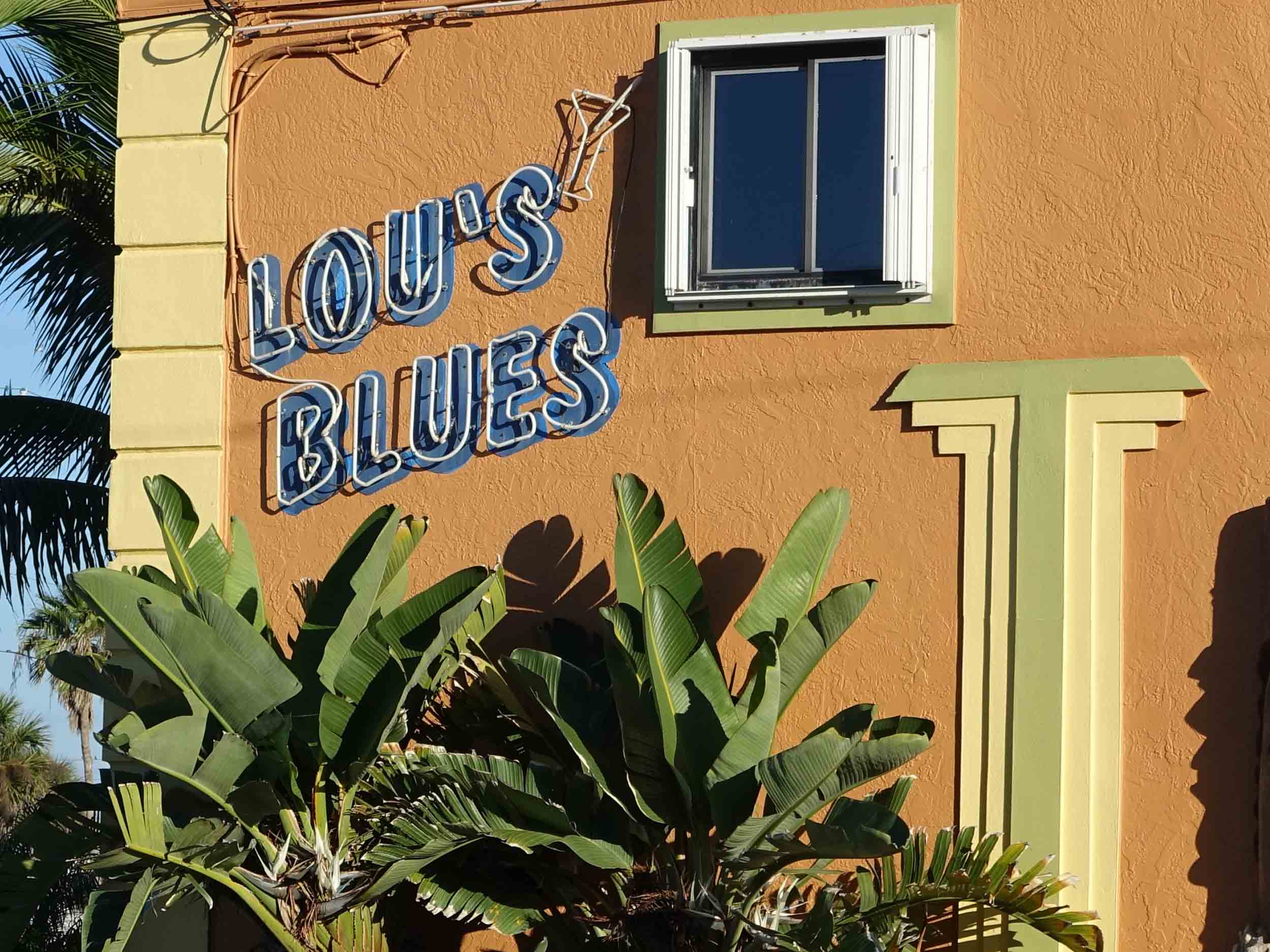 Lou's Blues Sign